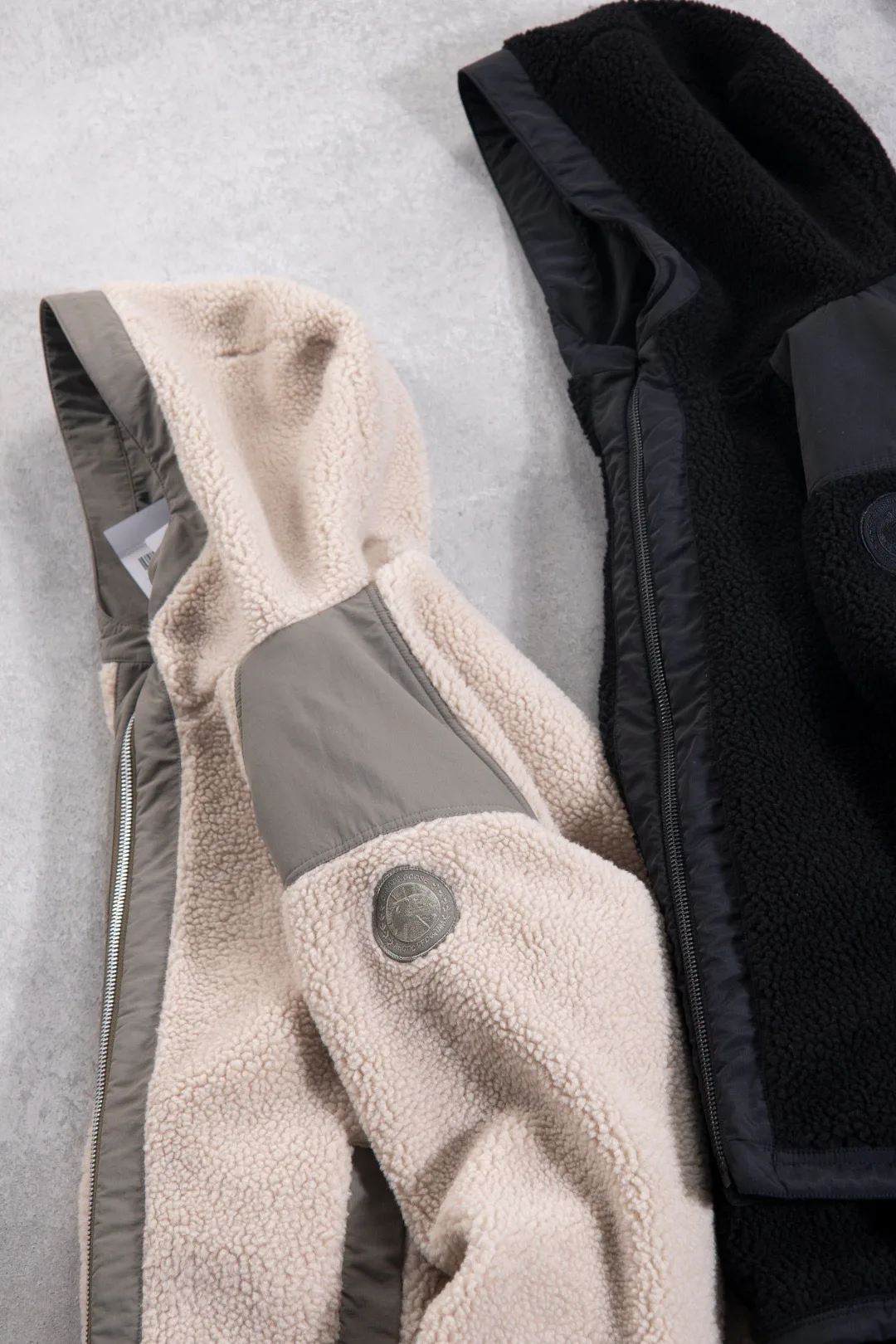 Куртки И Пуховики Женские Canada Goose 687137