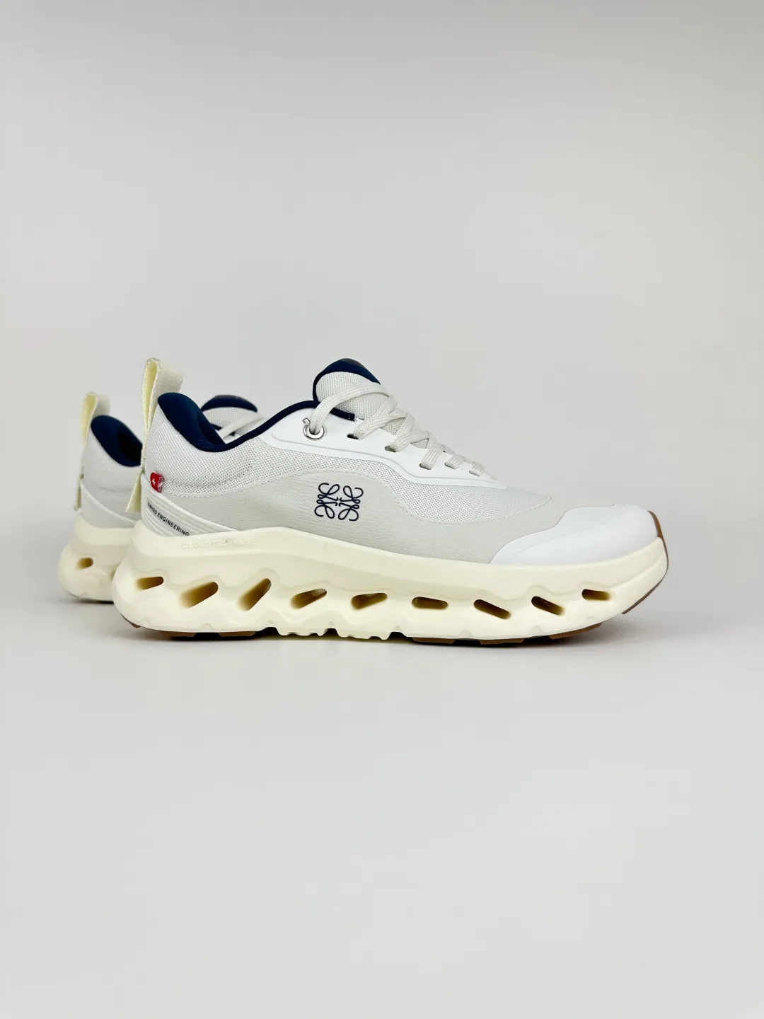 Кроссовки Женские Loewe 11228563