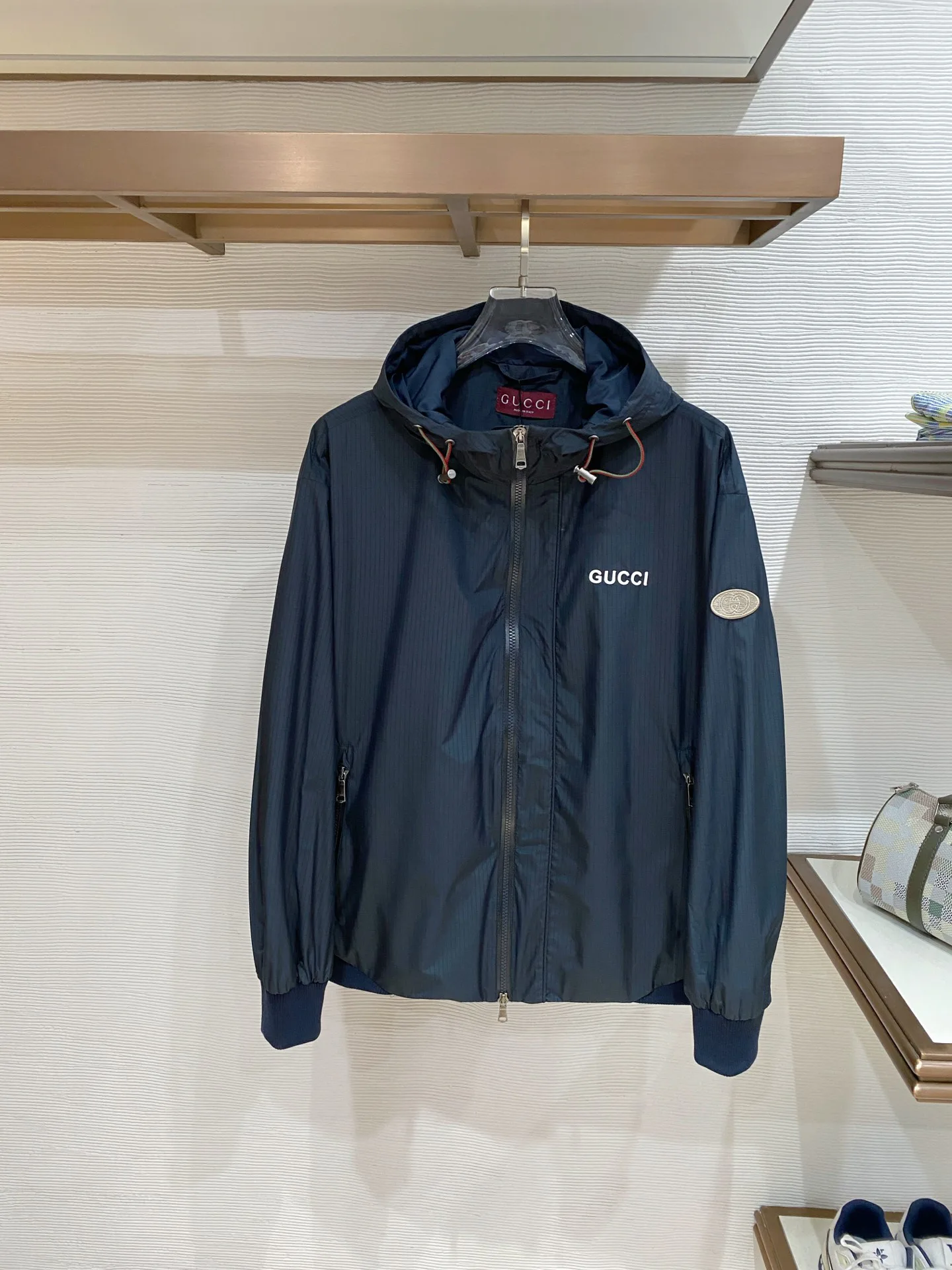 Куртки И Пуховики Мужские Gucci 10271882