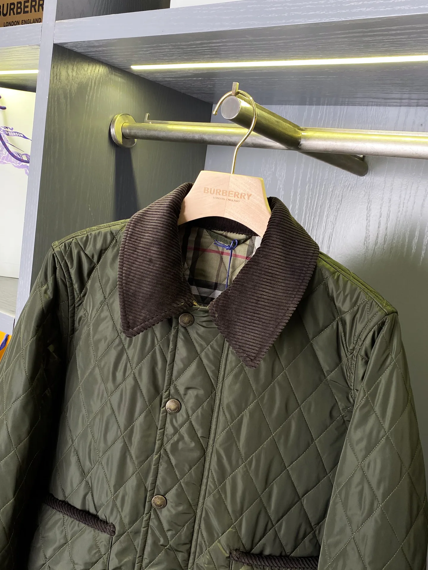Куртки И Пуховики Женские Burberry 18513002