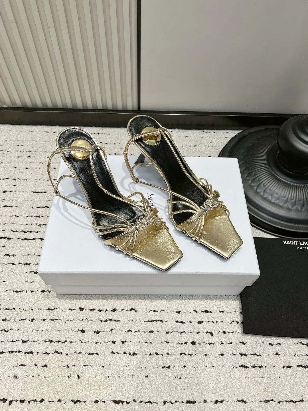 Босоножки Женские Saint Laurent 17578059