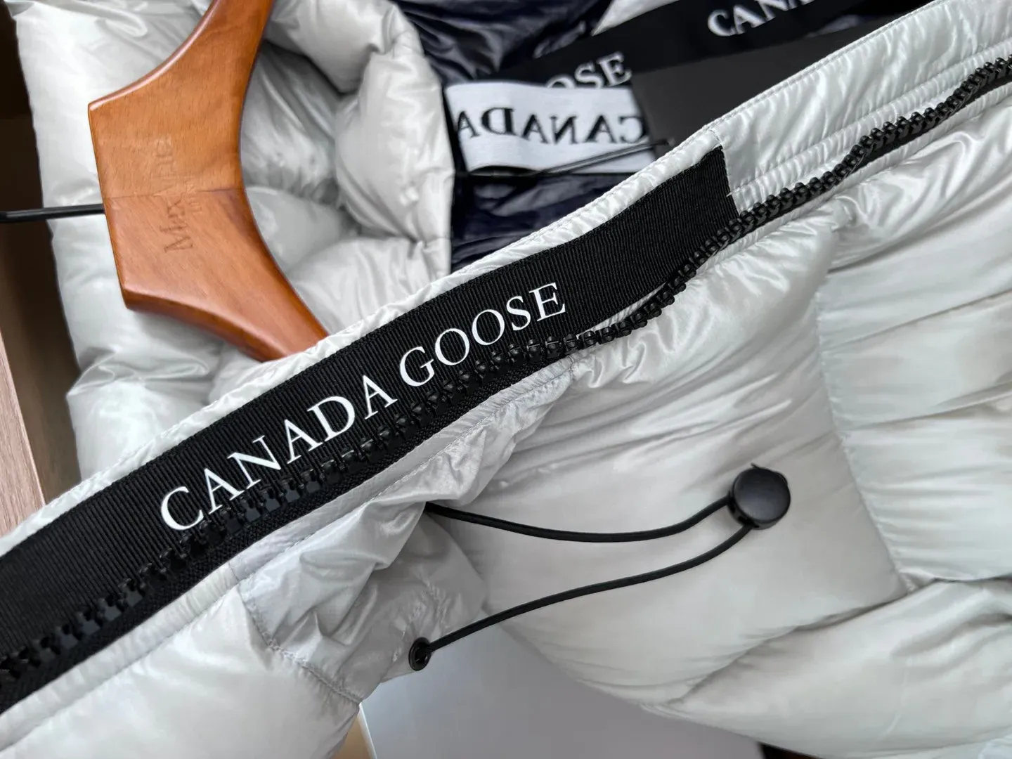Куртки И Пуховики Мужские Canada Goose 424194