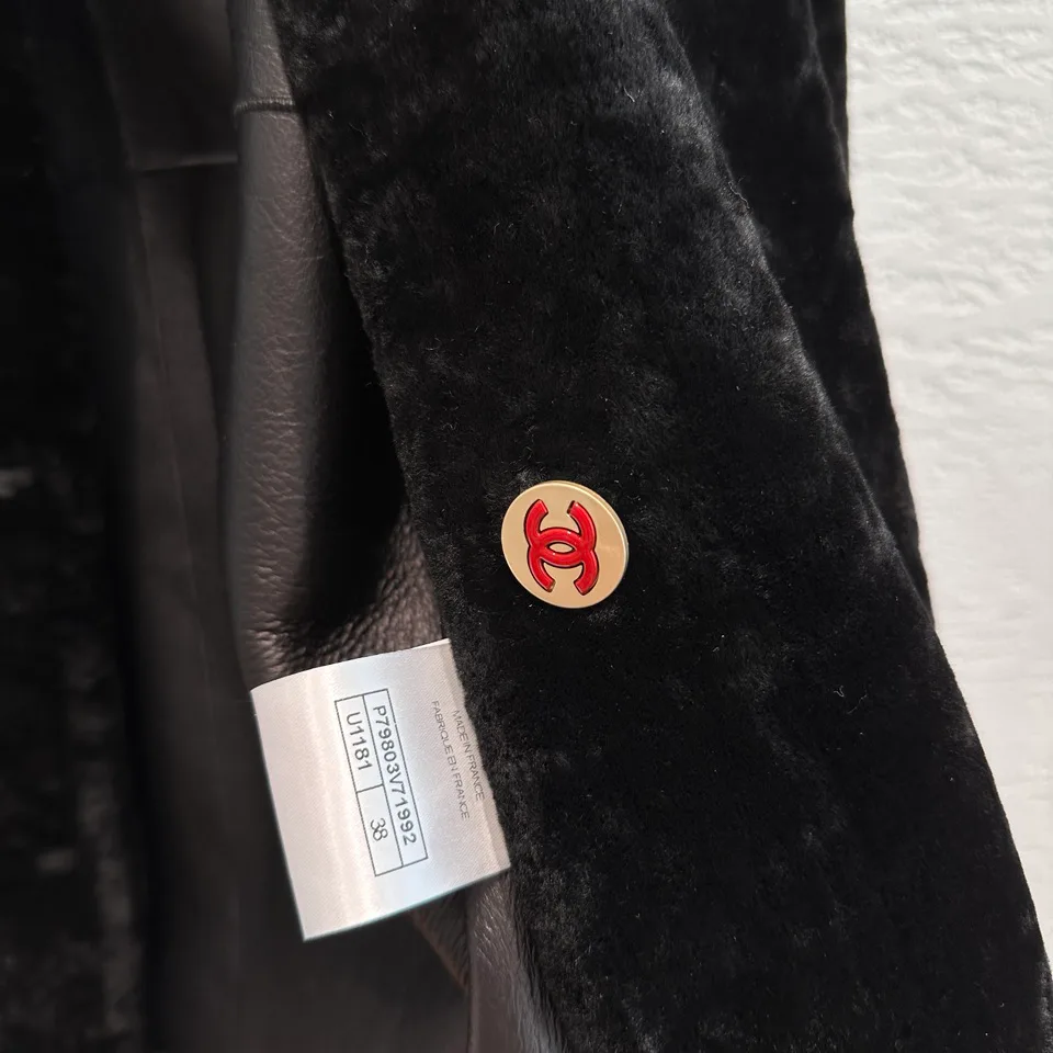 Пальто Женские Chanel 18559504