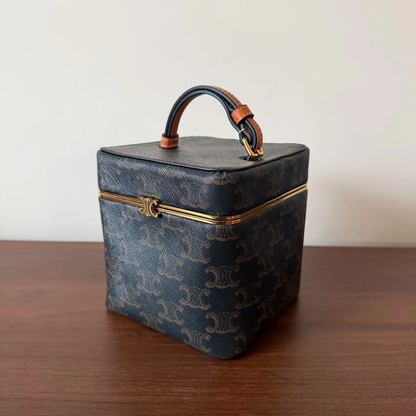 Классические Сумки Женские Celine 5017948