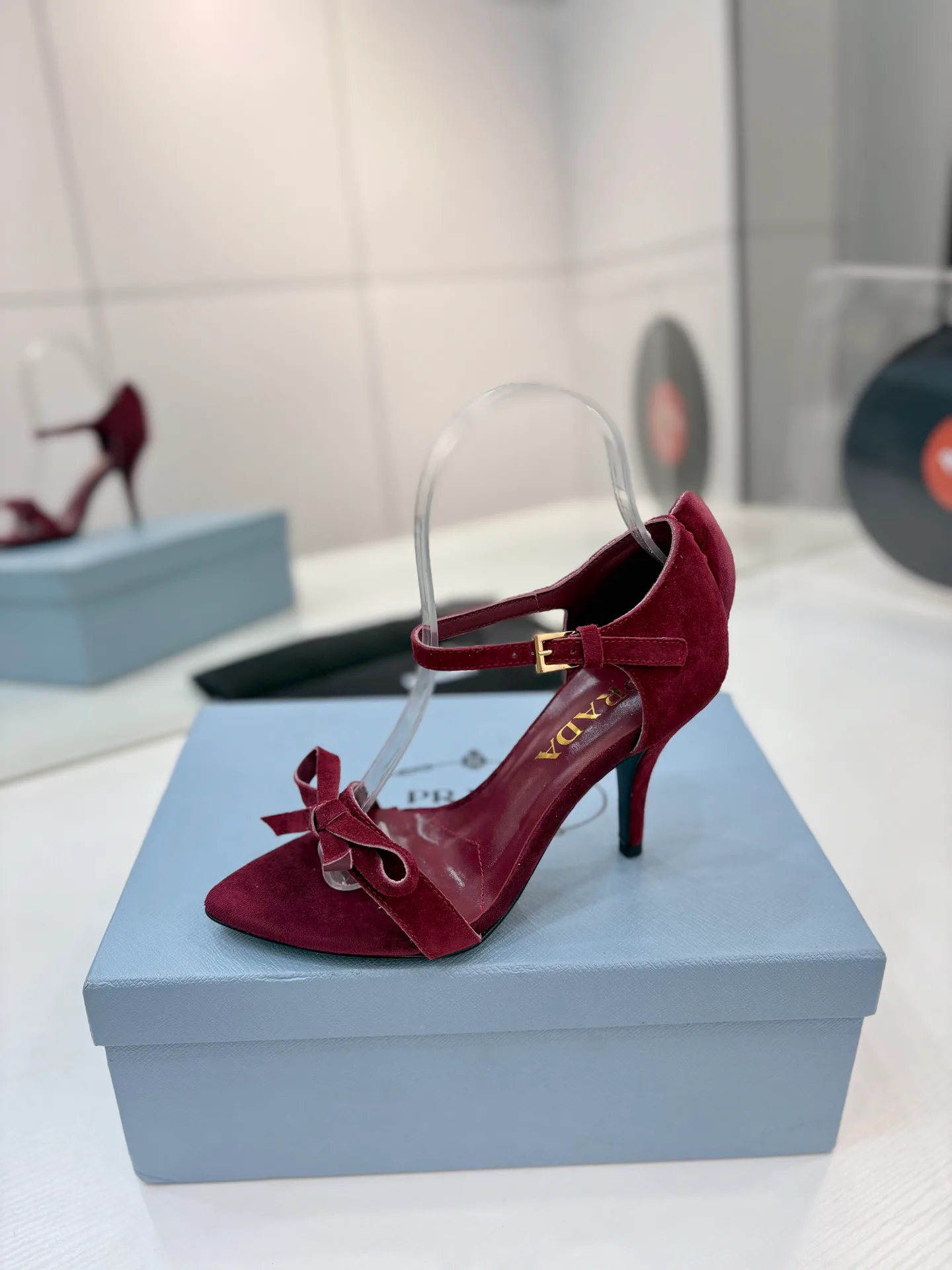 Туфли Женские Prada 11410358
