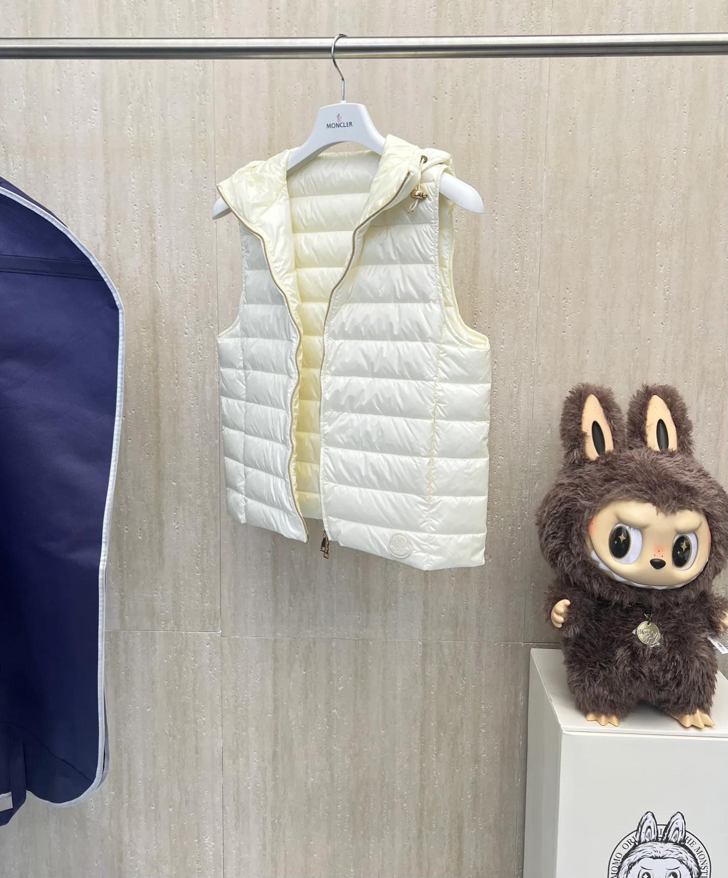 Куртки И Пуховики Женские Moncler 19628769