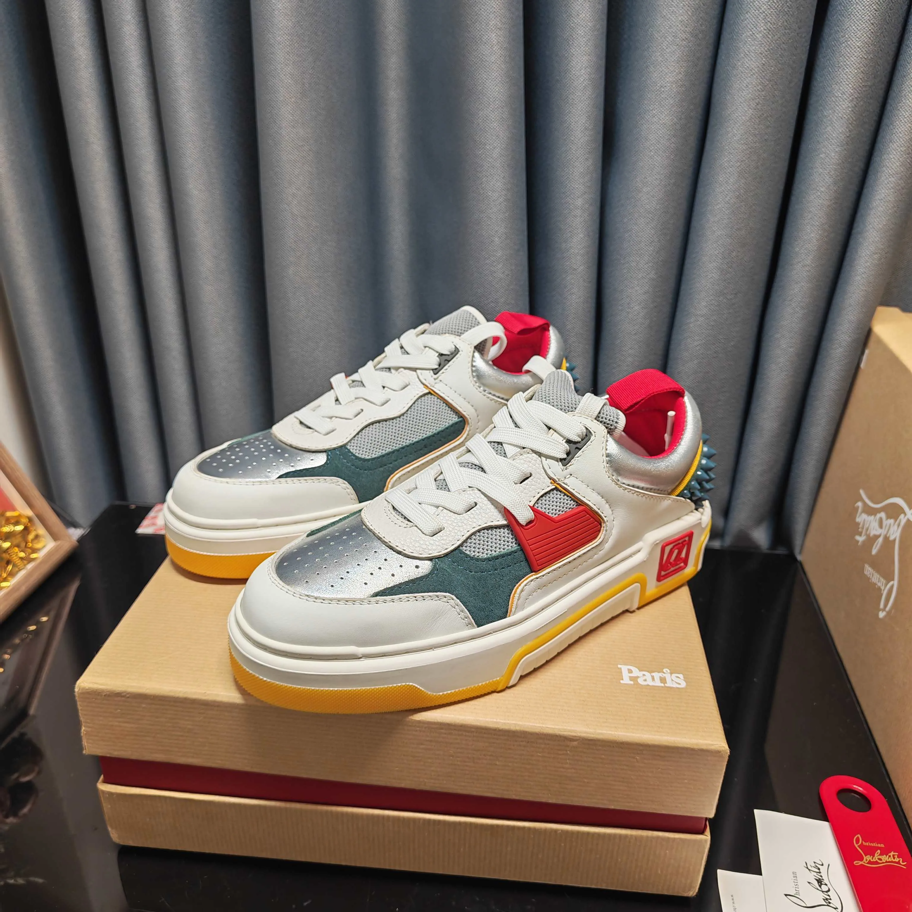Кеды Женские Christian Louboutin 3958094