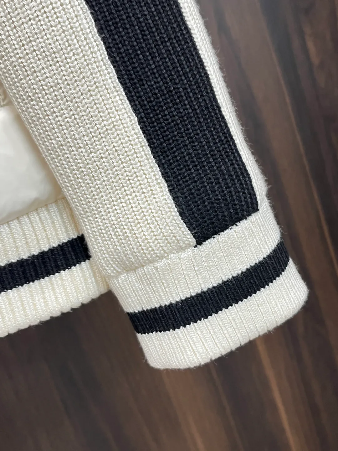 Куртки И Пуховики Мужские Moncler 558511