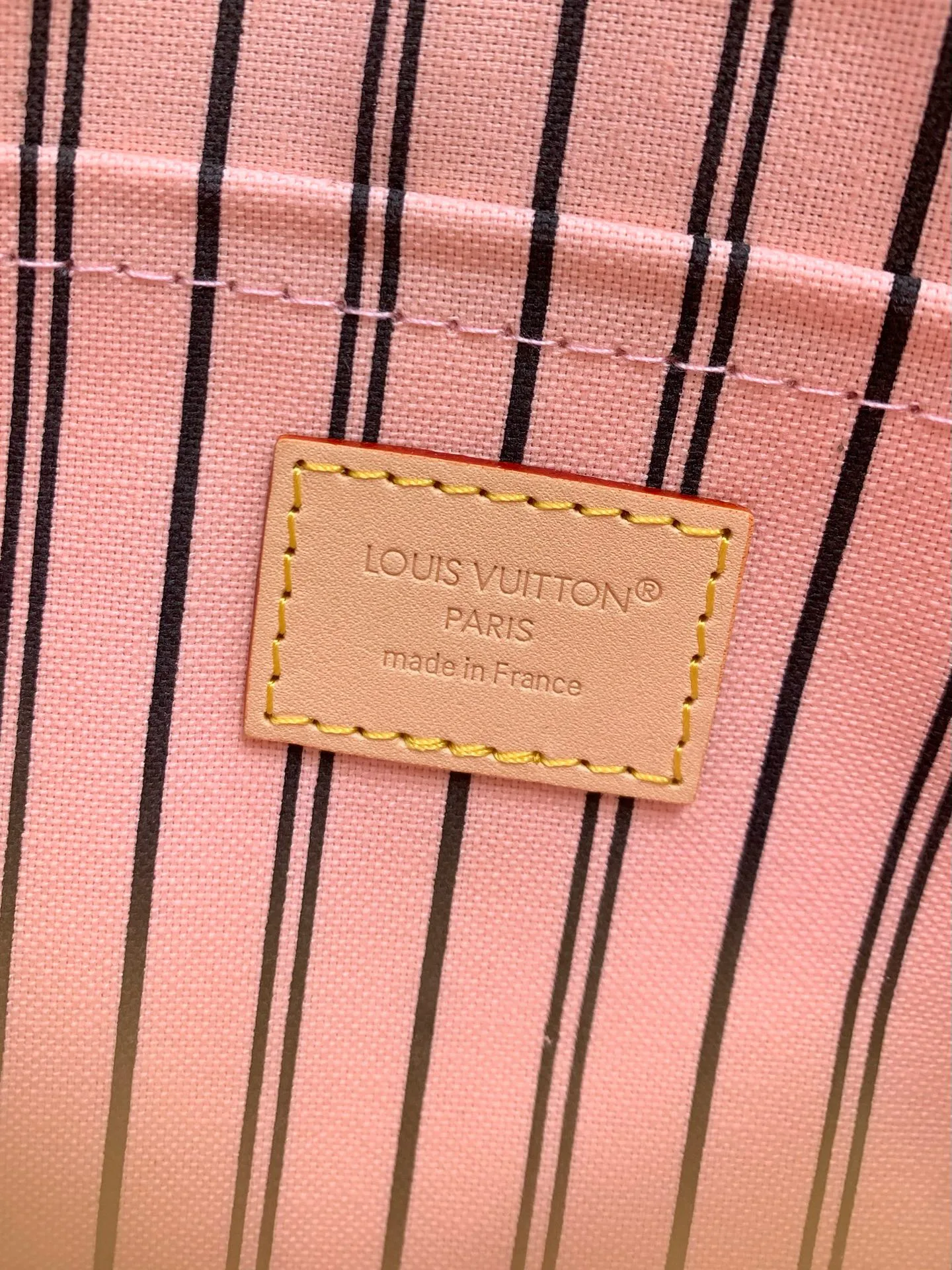 Классические Сумки Женские Louis Vuitton 17303178