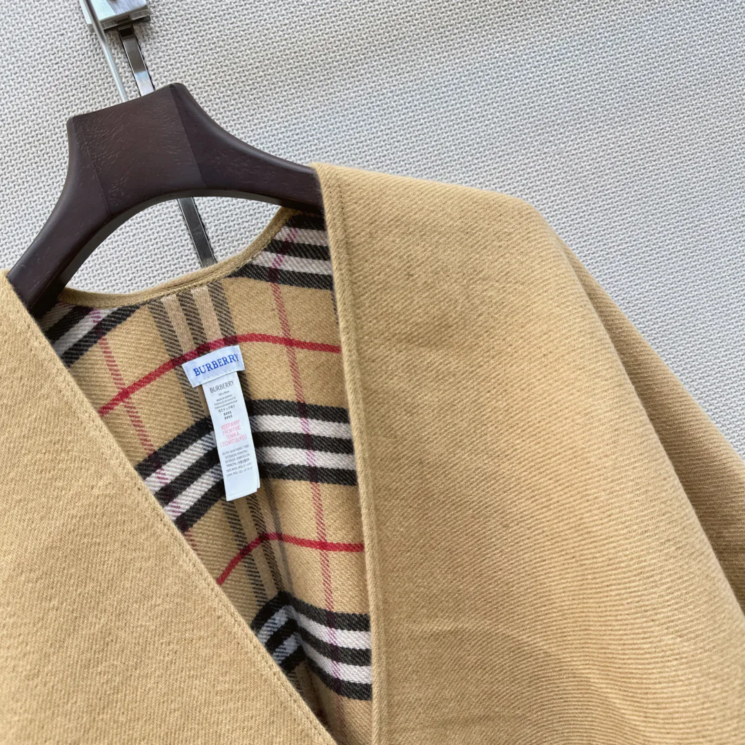Шарфы Burberry 18032577