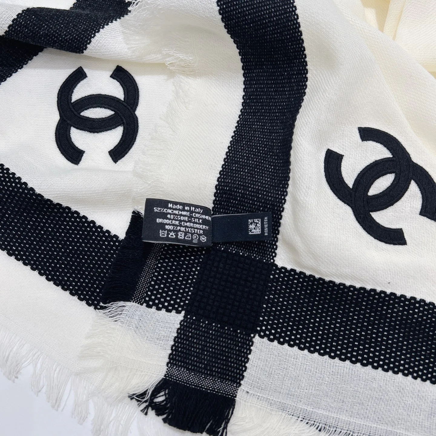 Шарфы Chanel 17099162