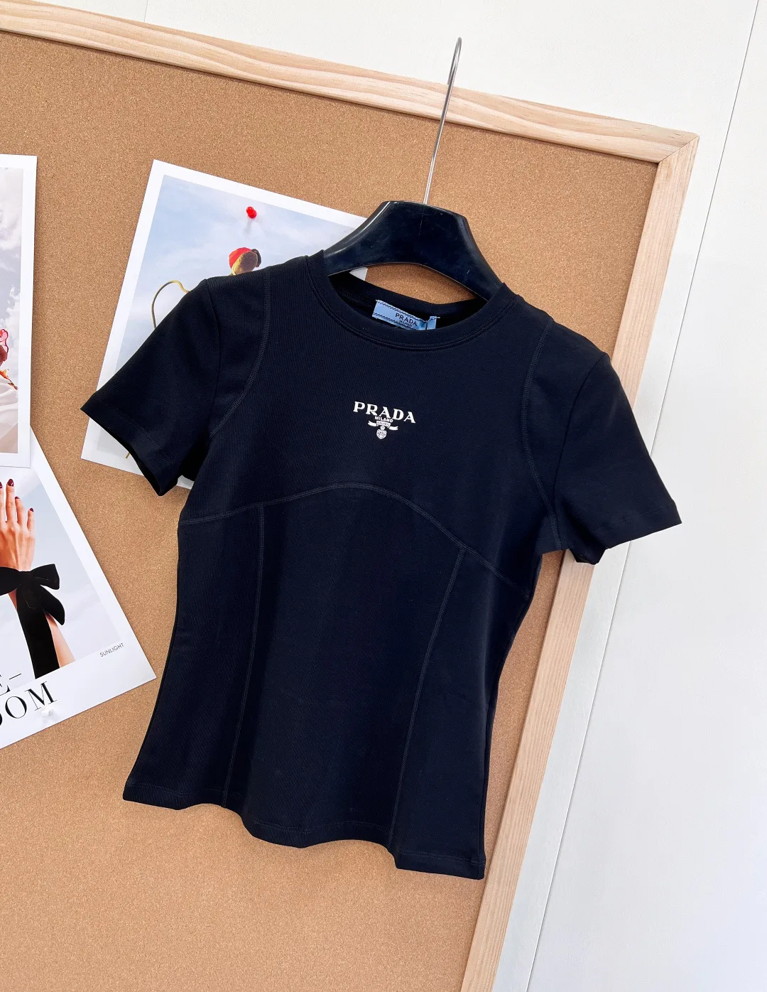 Футболки Женские Prada 11433589