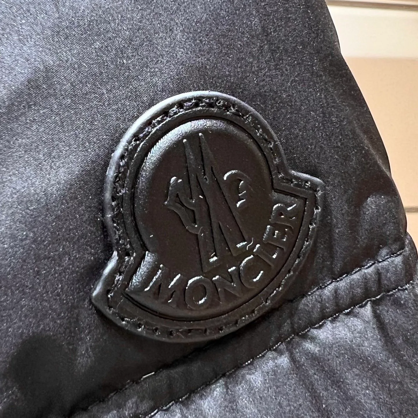 Куртки И Пуховики Женские Moncler 18036513