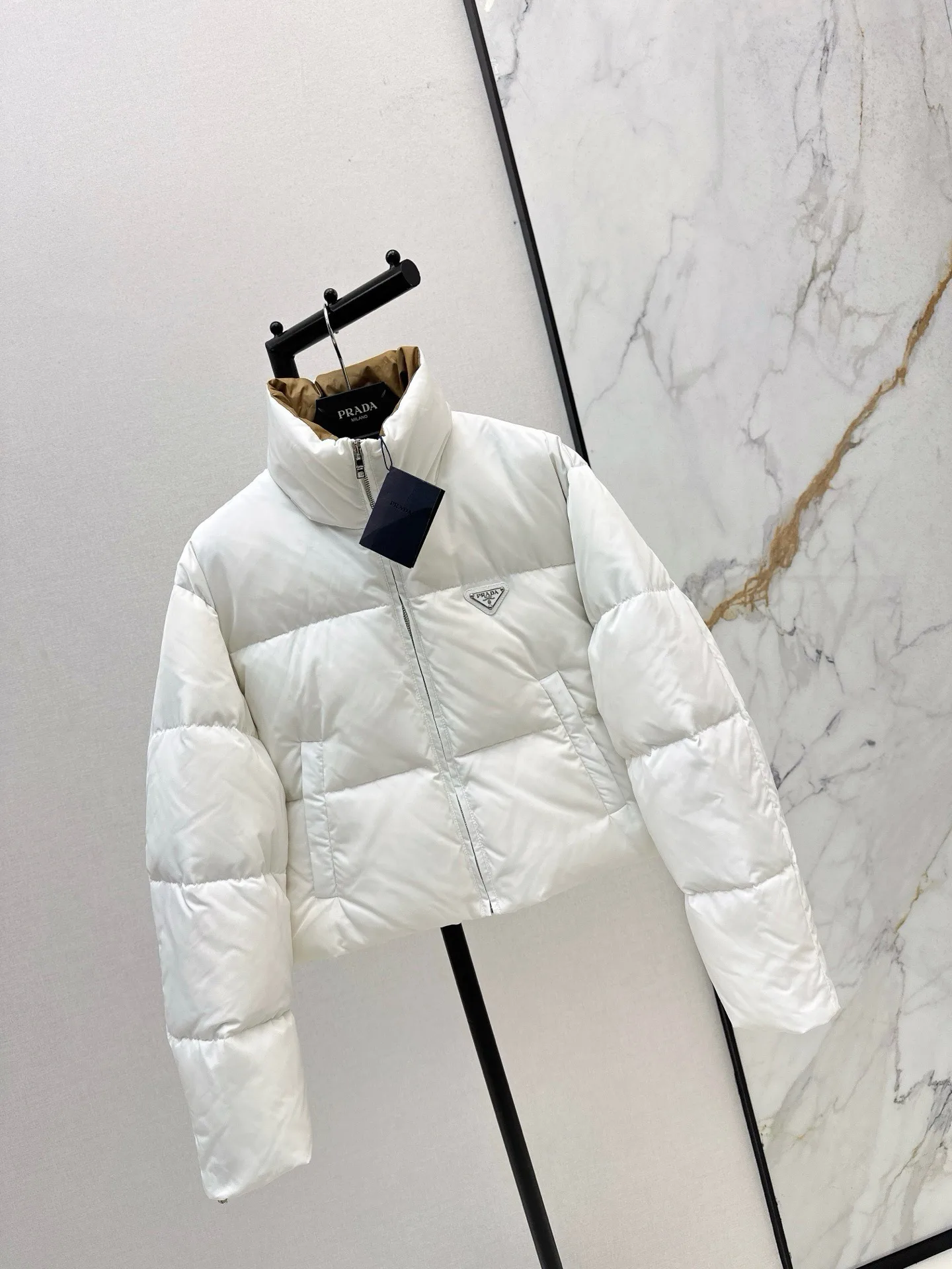 Куртки И Пуховики Женские Prada 19323453