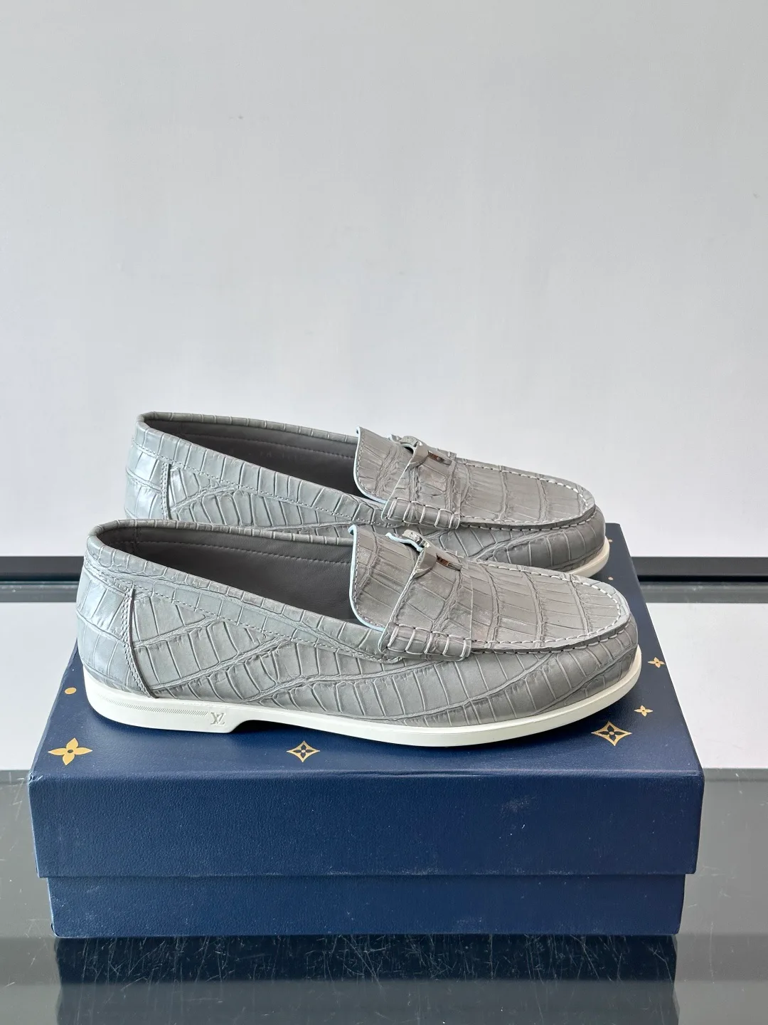 Лоферы И Туфли Мужские Louis Vuitton 18118561