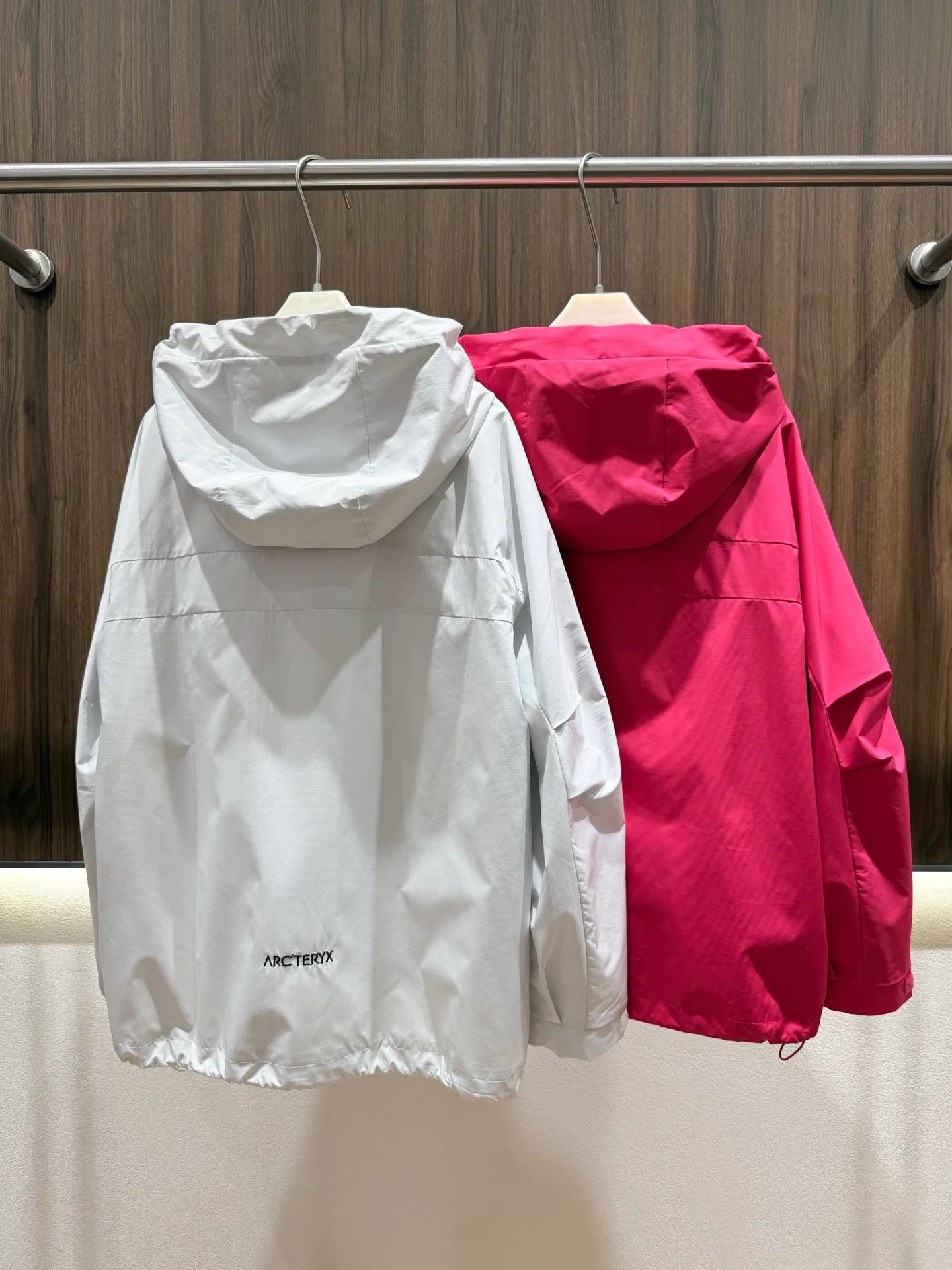 Куртки И Пуховики Женские Arcteryx 18982907