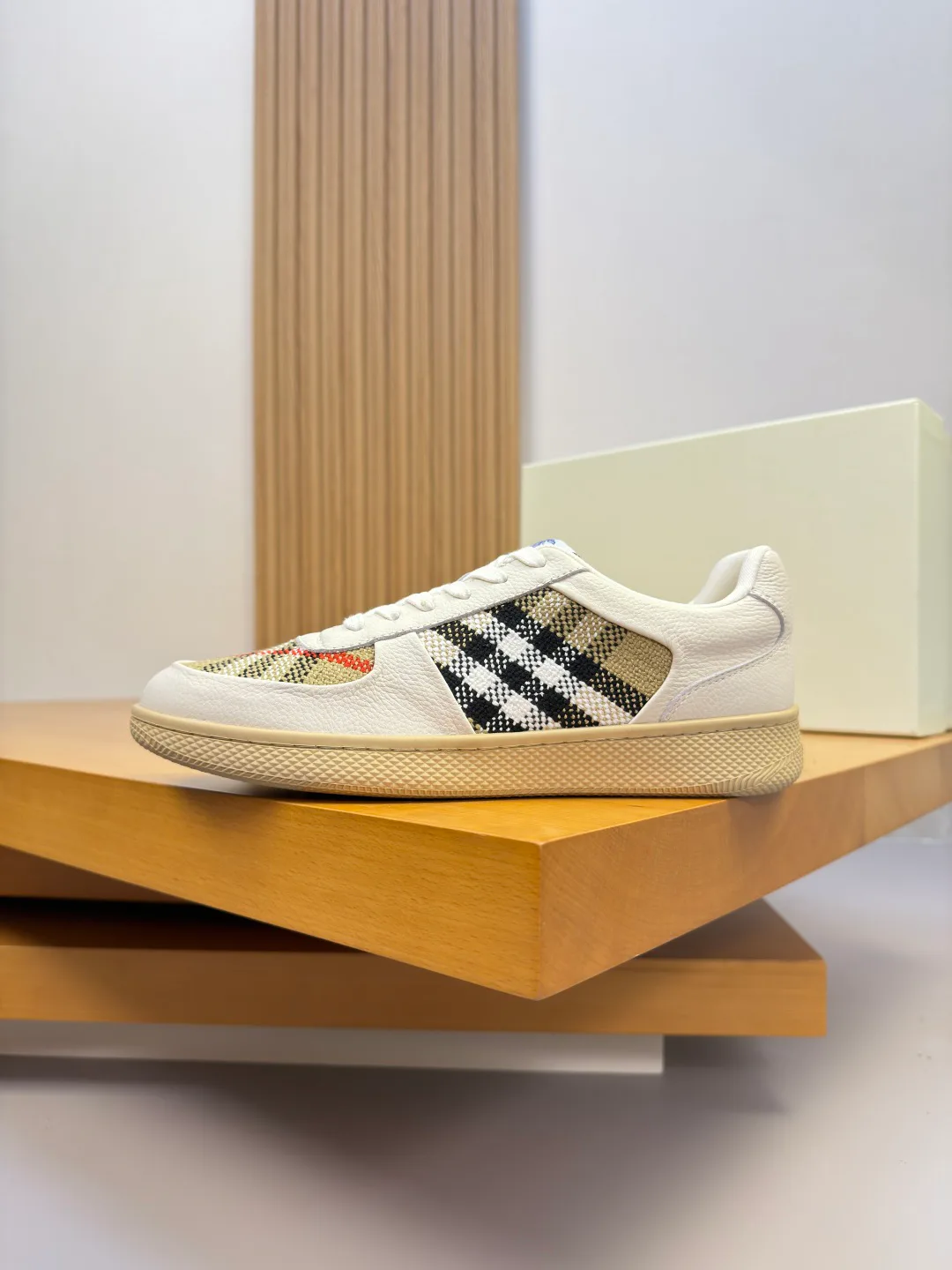 Кроссовки Мужские Burberry 17955070