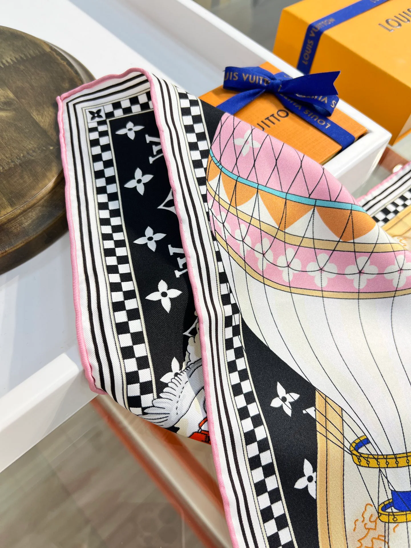 Платки Louis Vuitton 11394232