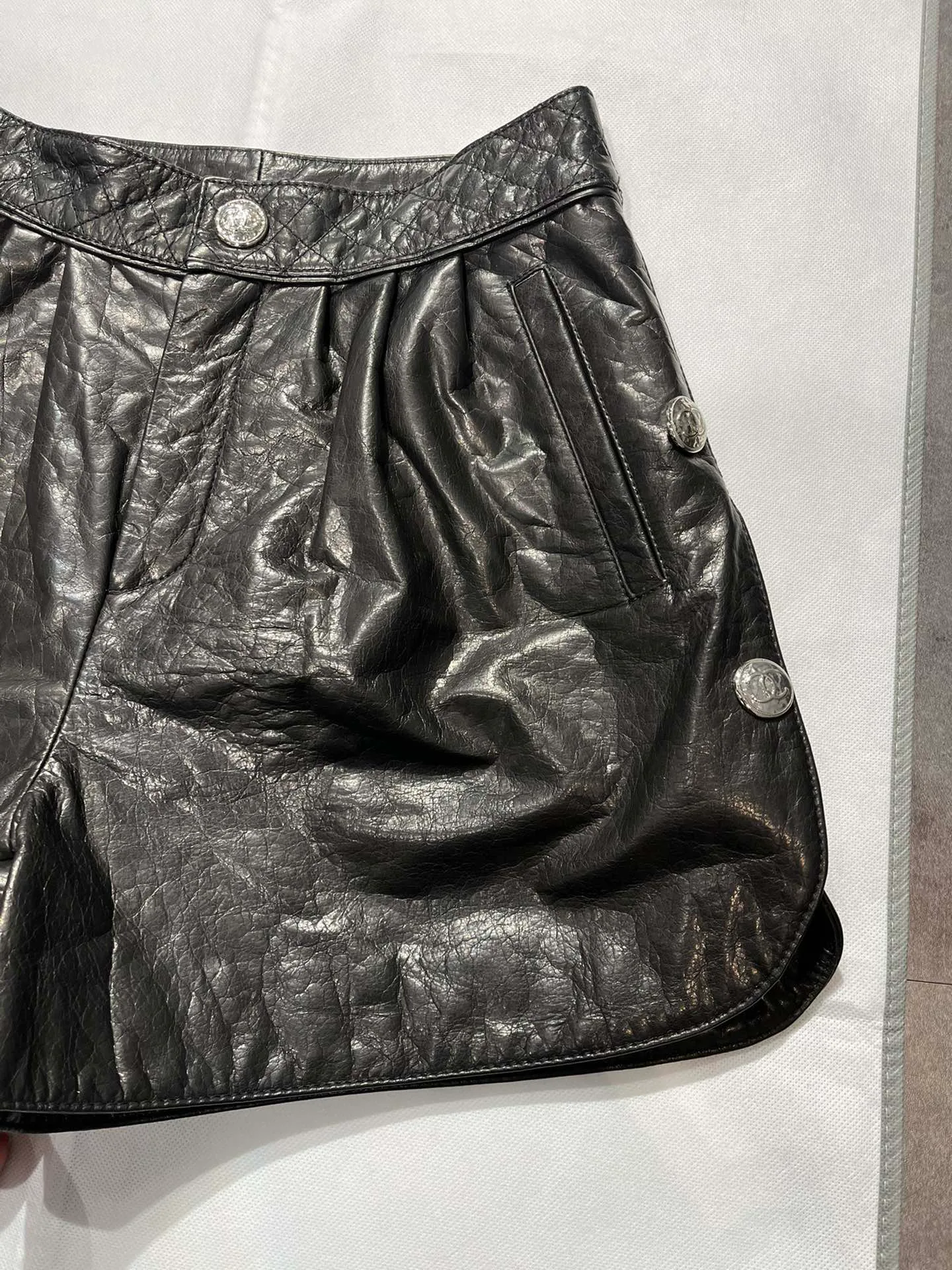 Шорты Женские Chanel 10088596