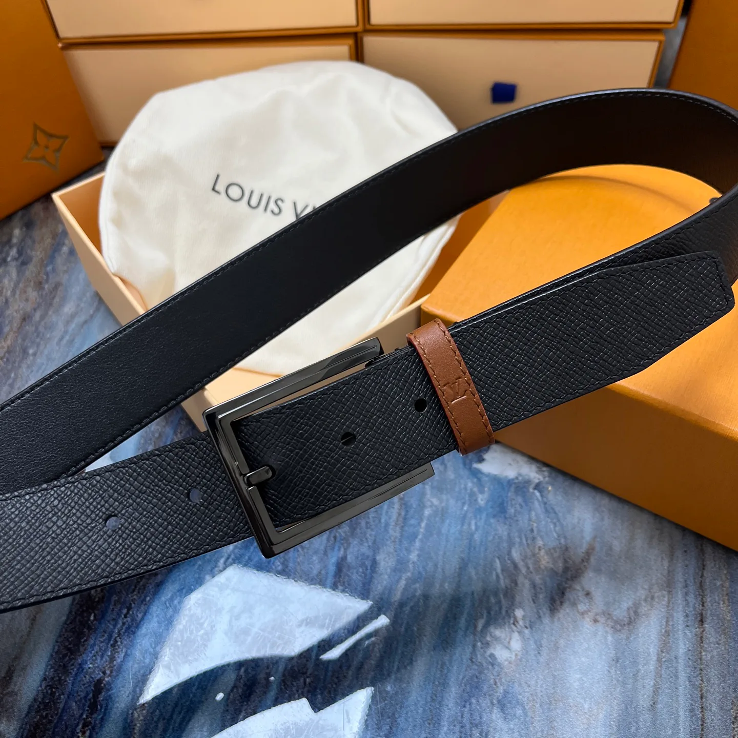 Ремни Louis Vuitton 17645256