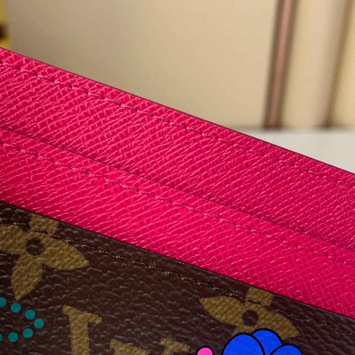 Визитницы Louis Vuitton 1308587