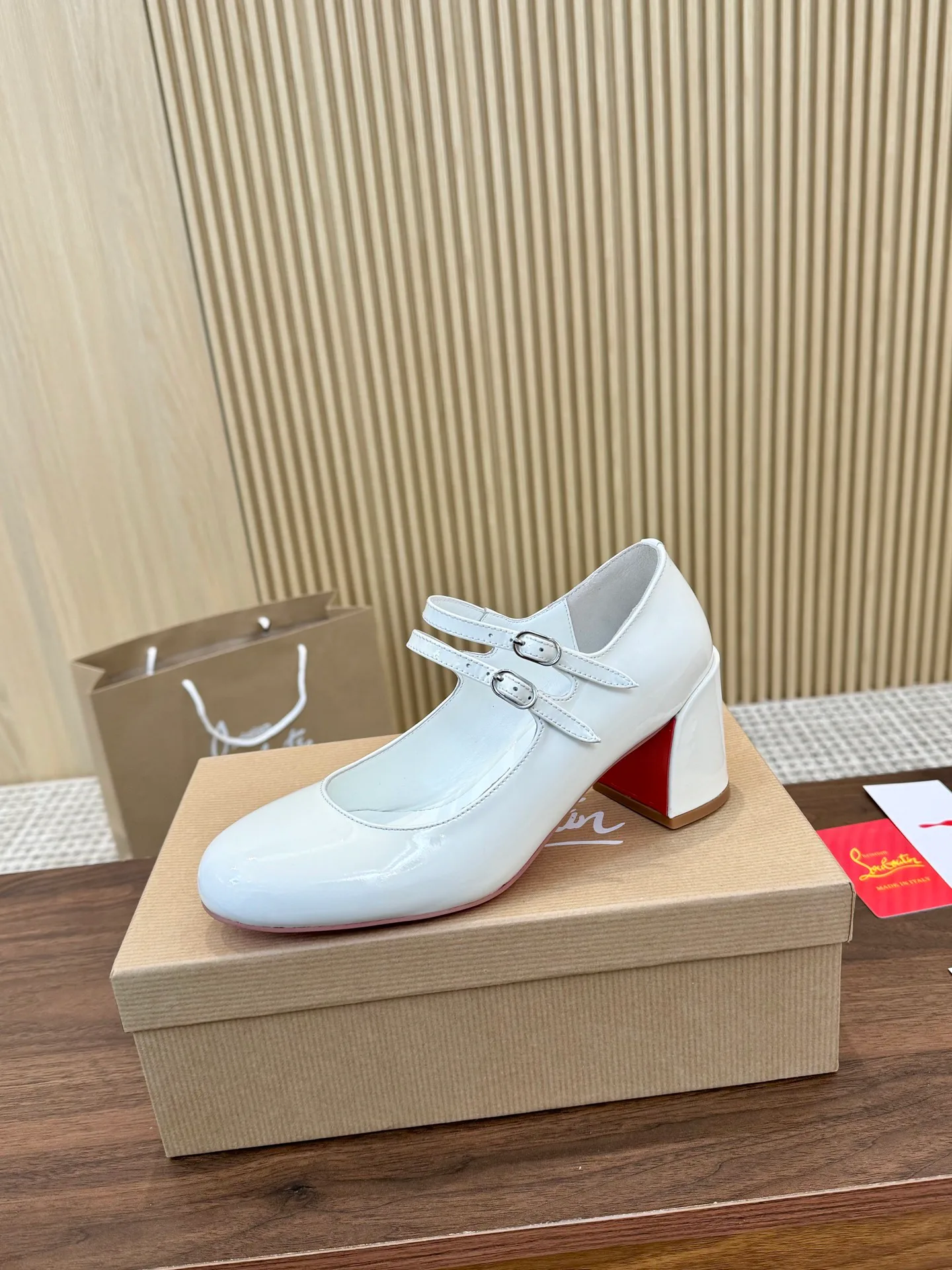 Туфли Женские Christian Louboutin 827113