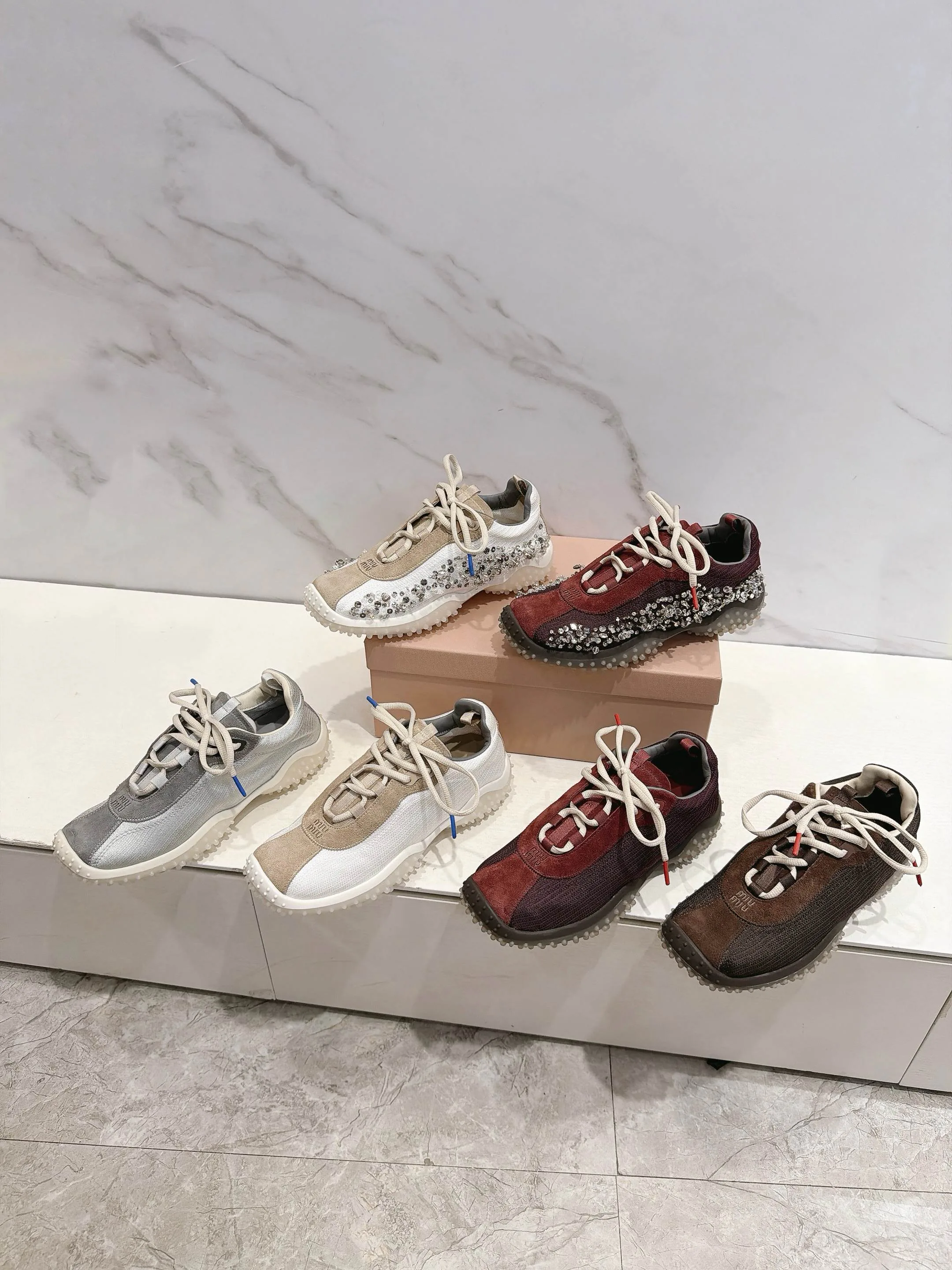 Кроссовки Женские Miu Miu 17524726
