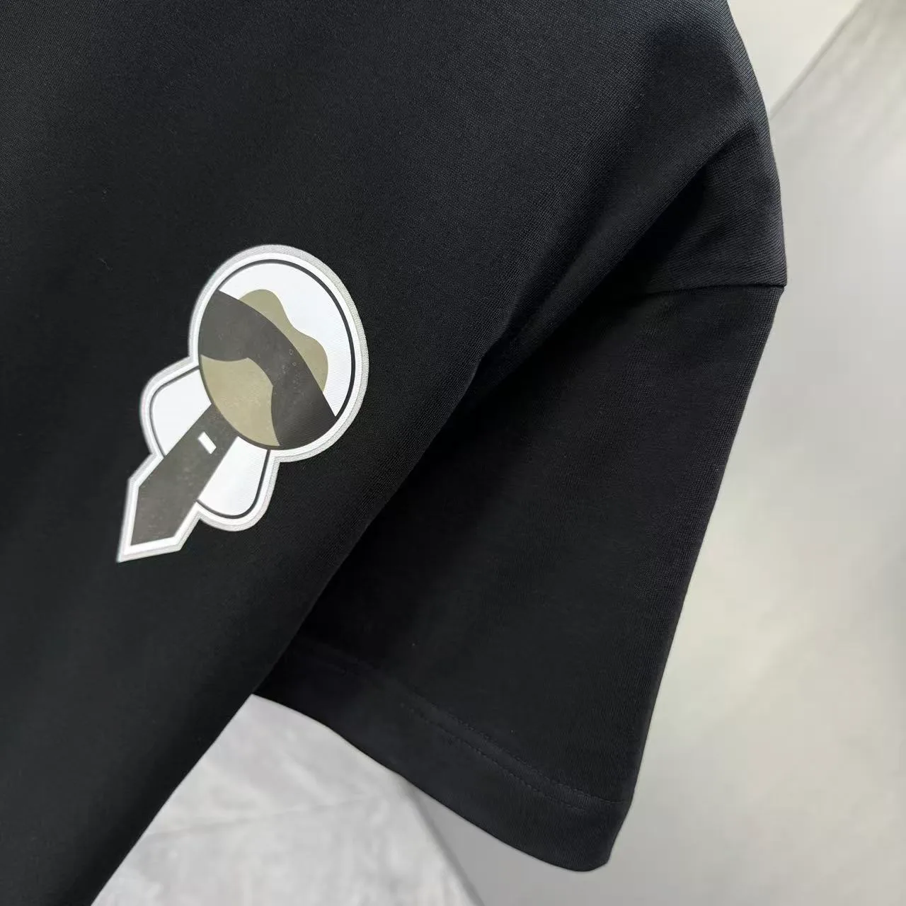 Футболки Женские Fendi 9128909