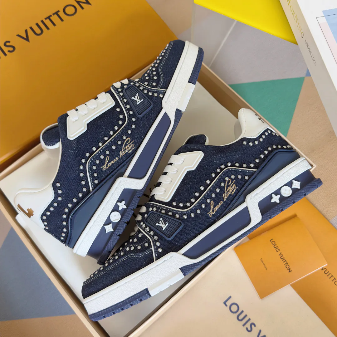 Кроссовки Женские Louis Vuitton 1546685