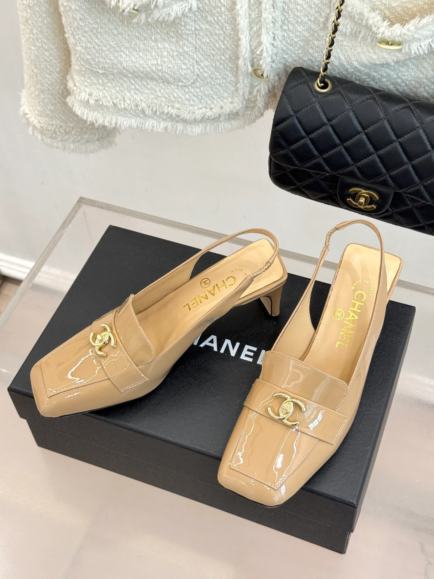 Босоножки Женские Chanel 17699631