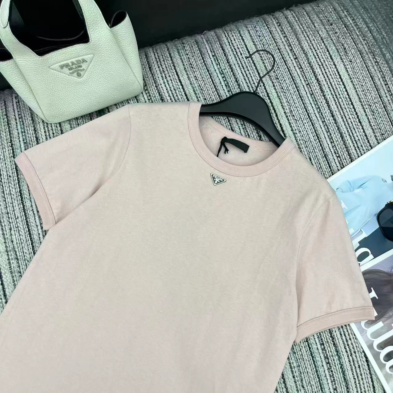 Футболки Женские Prada 11660612