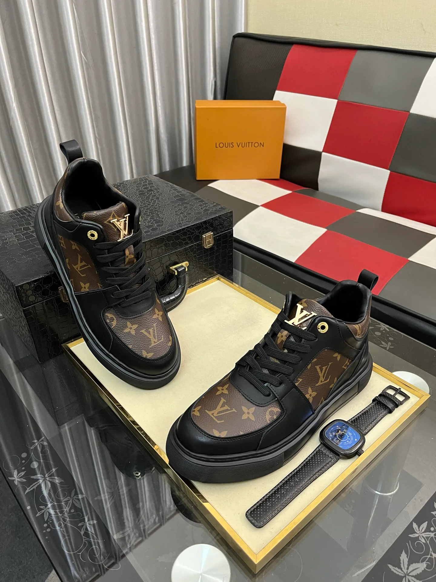 Сникерсы Мужские Louis Vuitton 288077