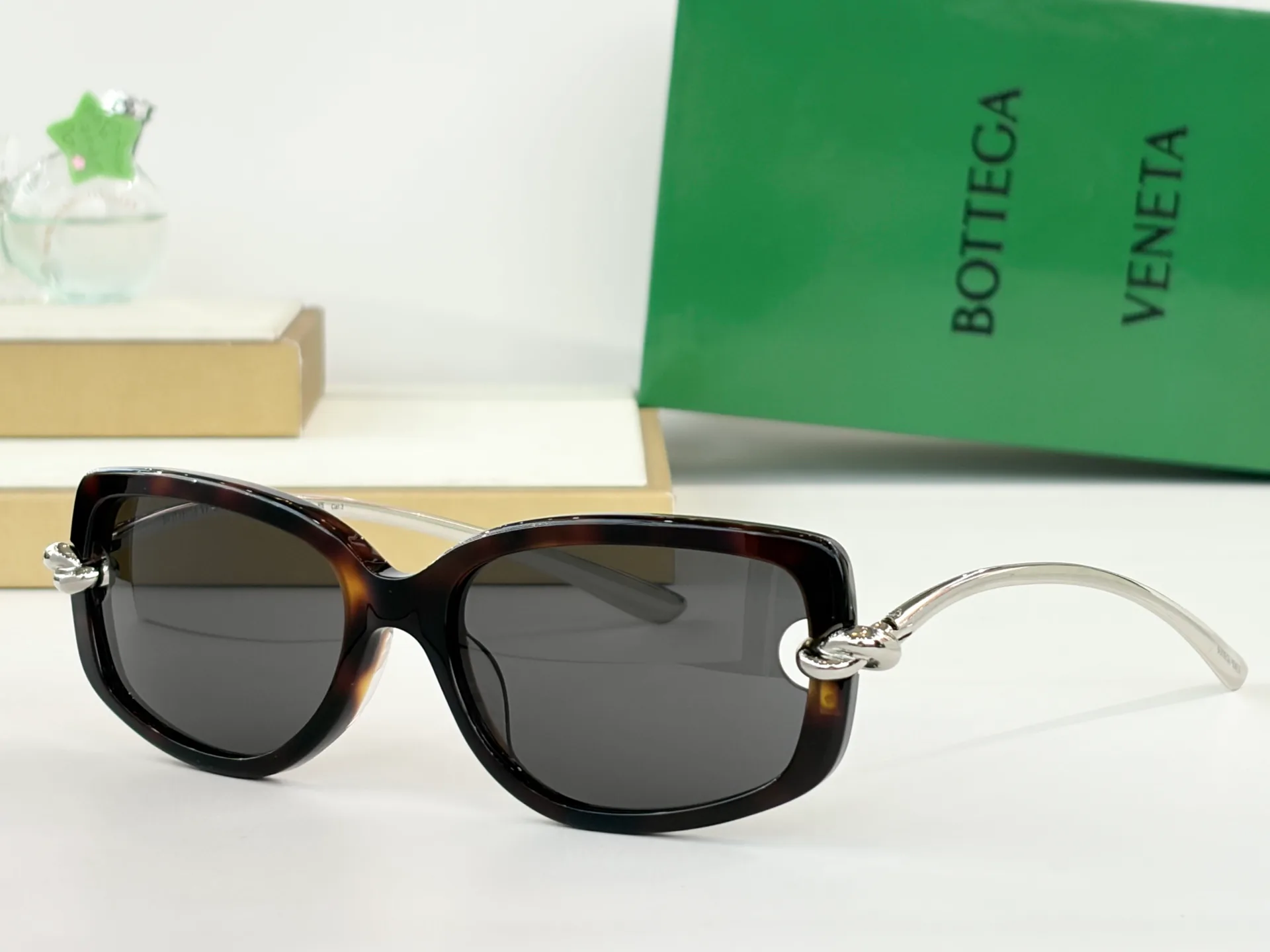 Очки Bottega Veneta 12564440