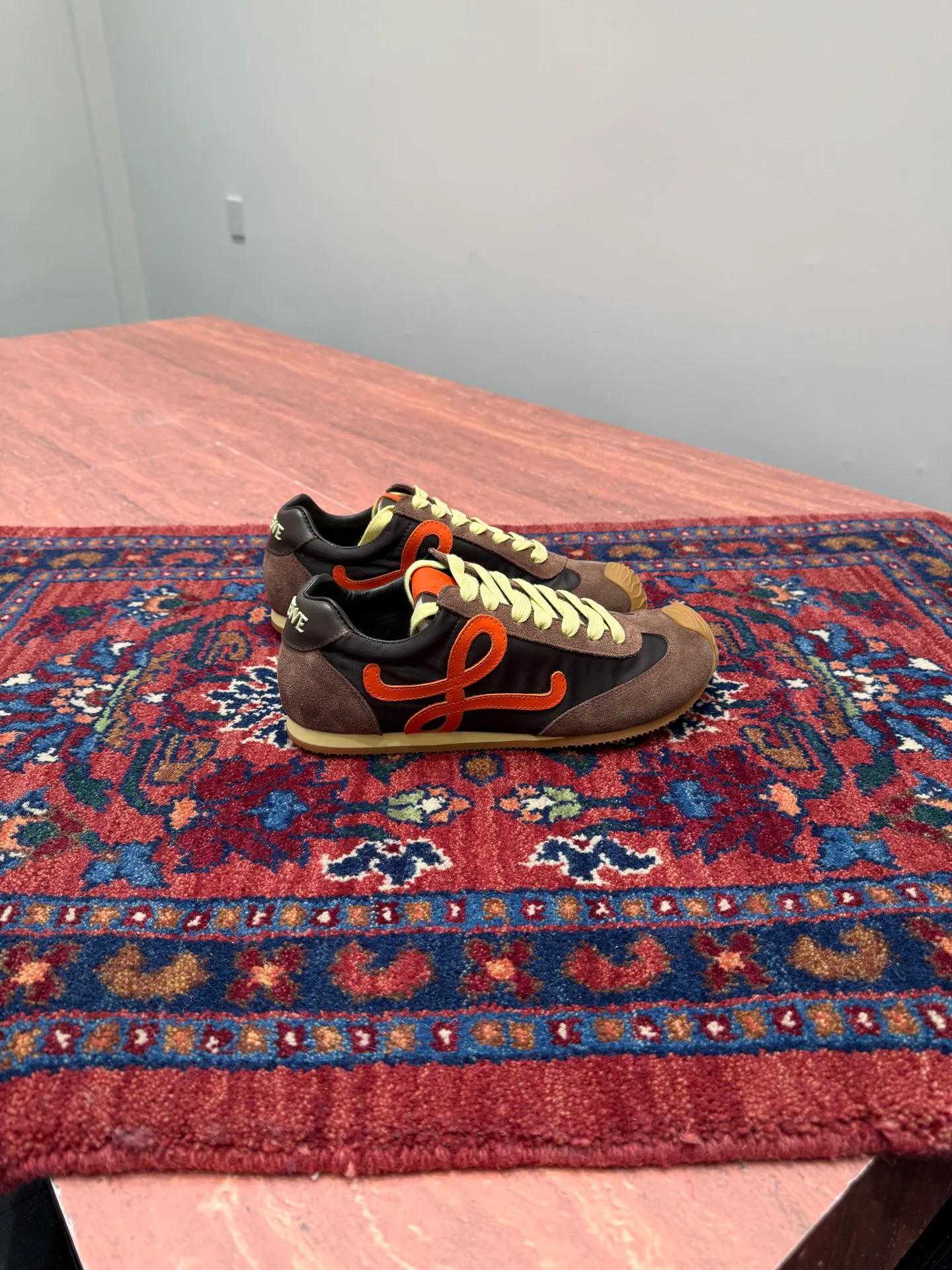 Кроссовки Женские Loewe 11250672