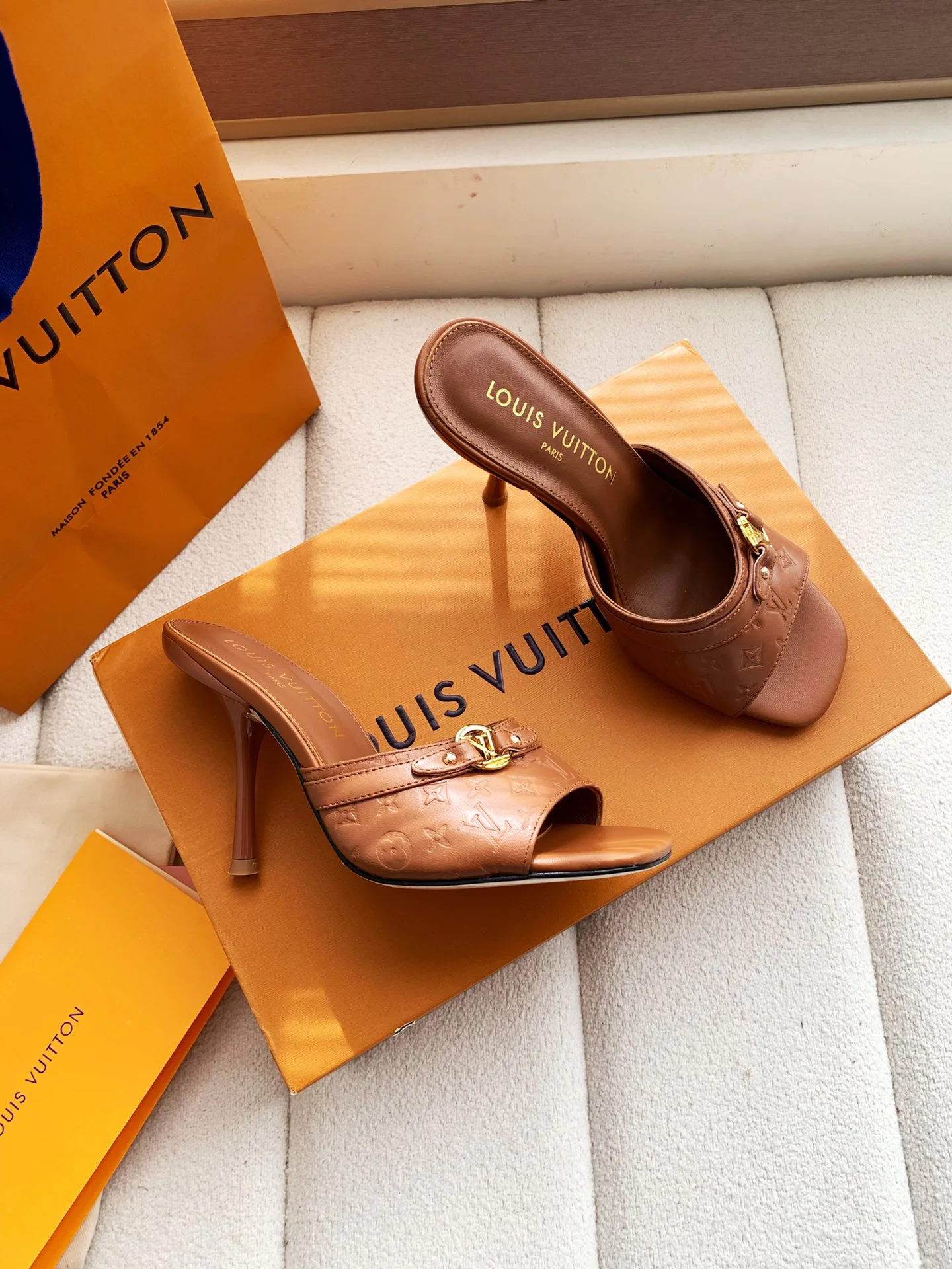 Босоножки Женские Louis Vuitton 10461970