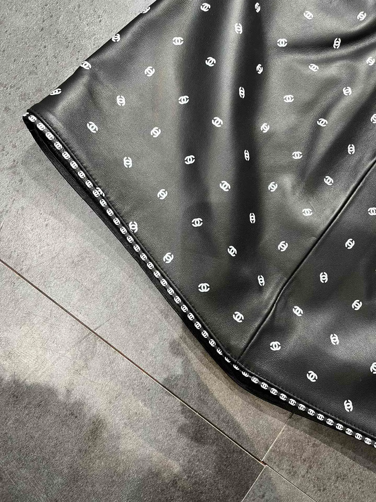 Юбки Женские Chanel 10088602