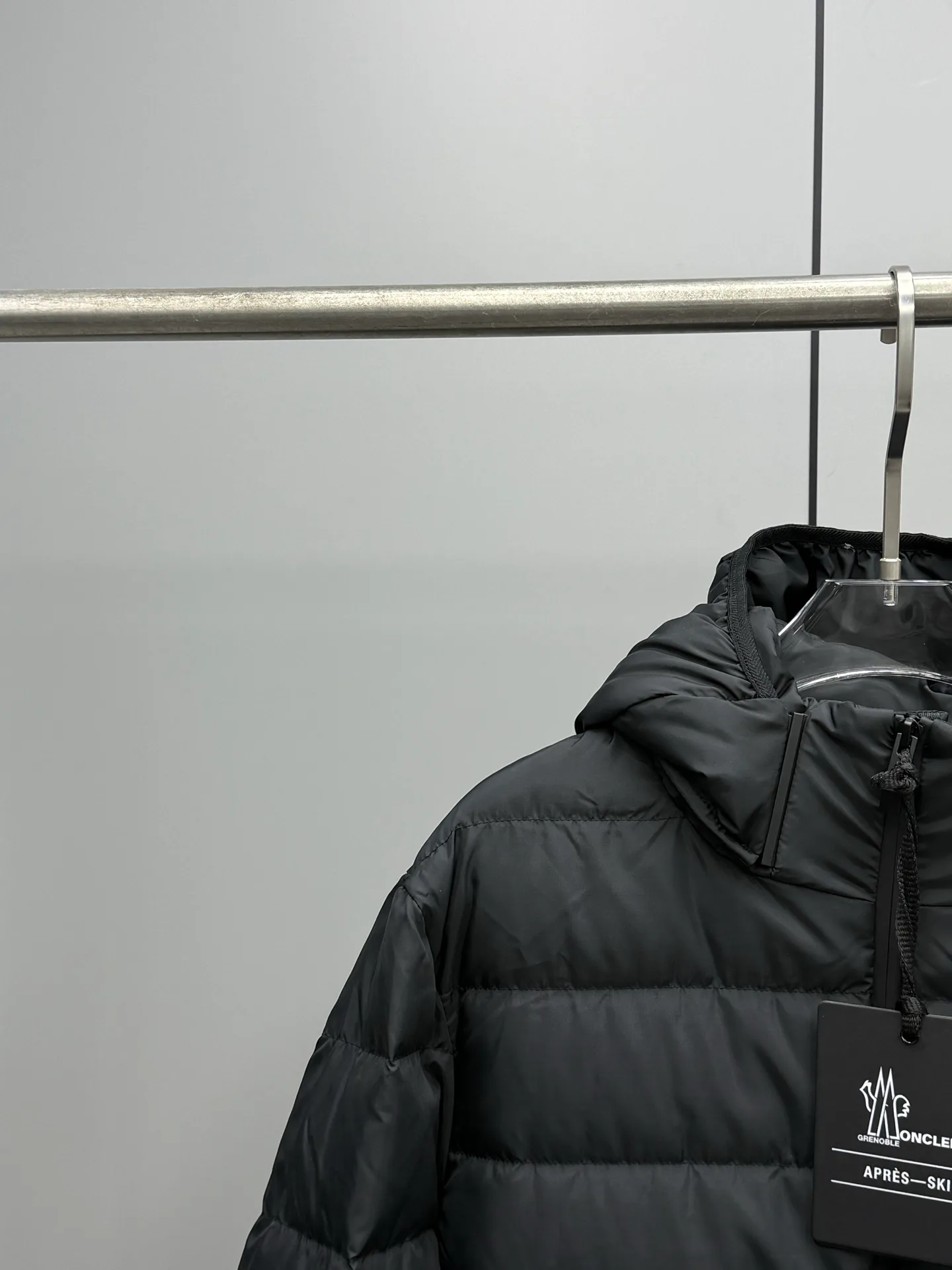Куртки И Пуховики Мужские Moncler 17927593