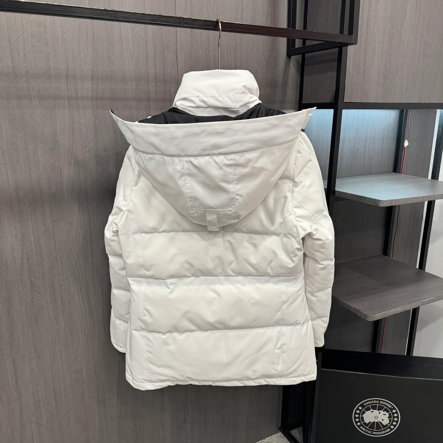 Куртки И Пуховики Женские Canada Goose 19763446