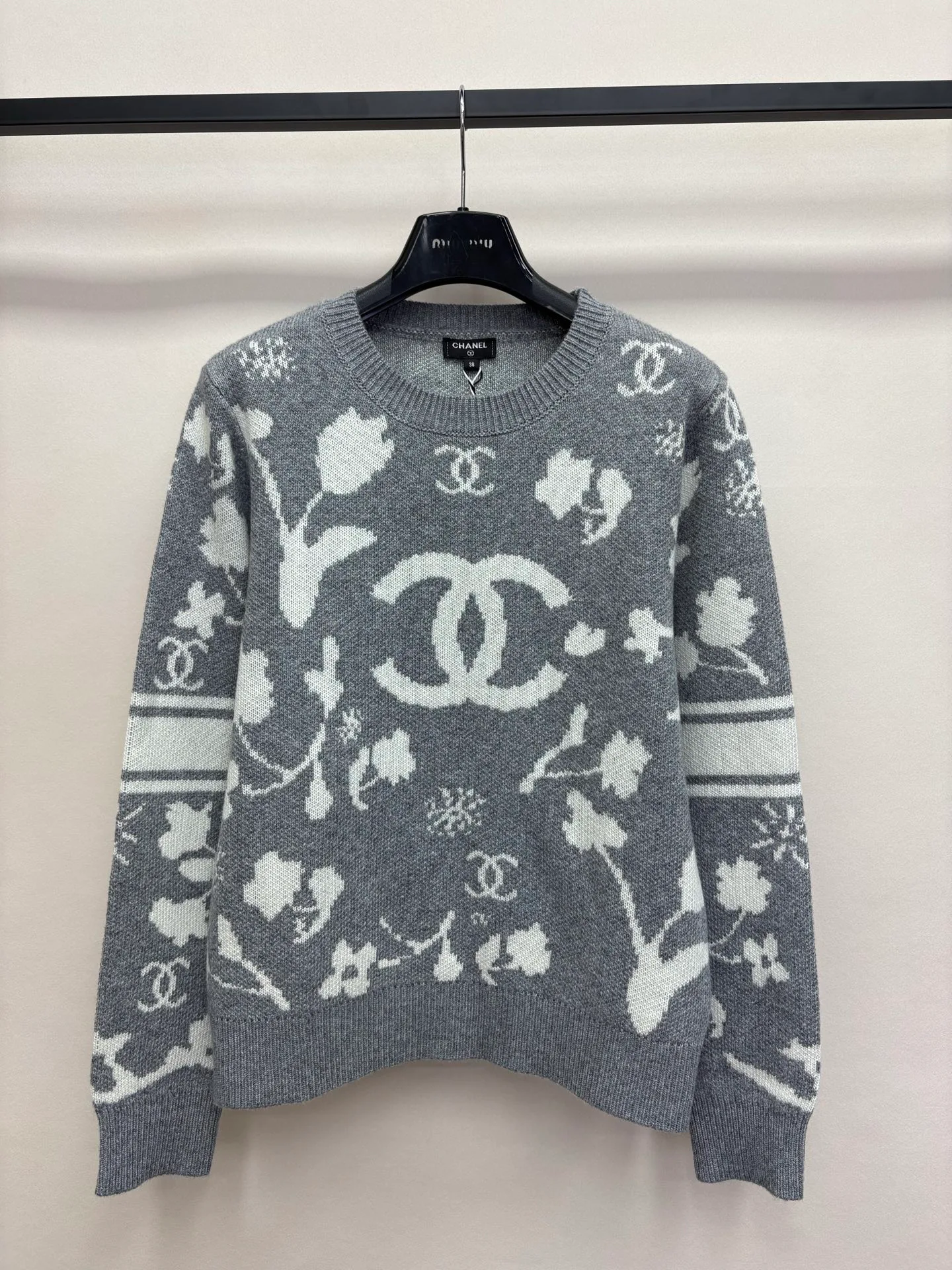 Джемперы И Свитеры Женские Chanel 17696372
