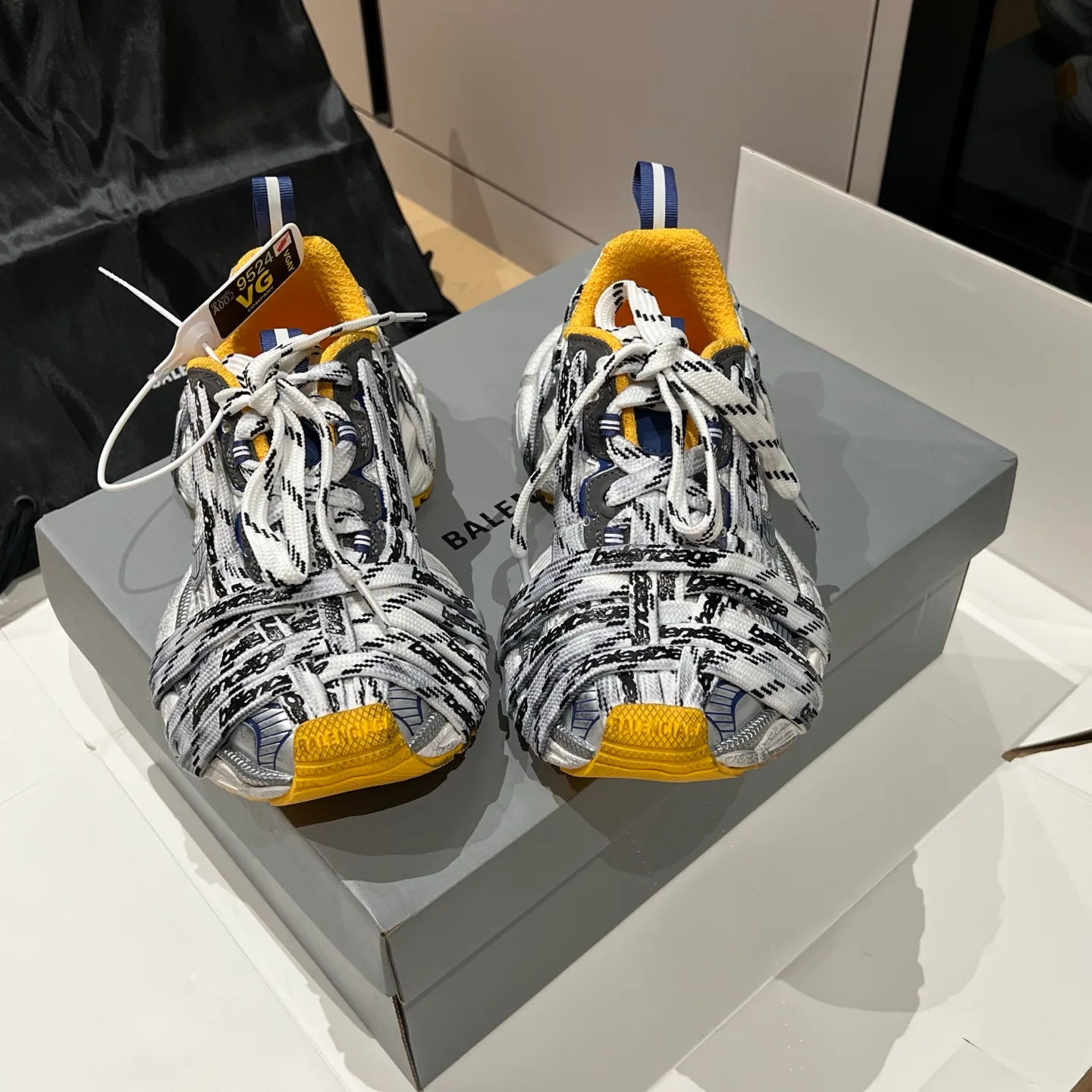 Кроссовки Женские Balenciaga 5027818