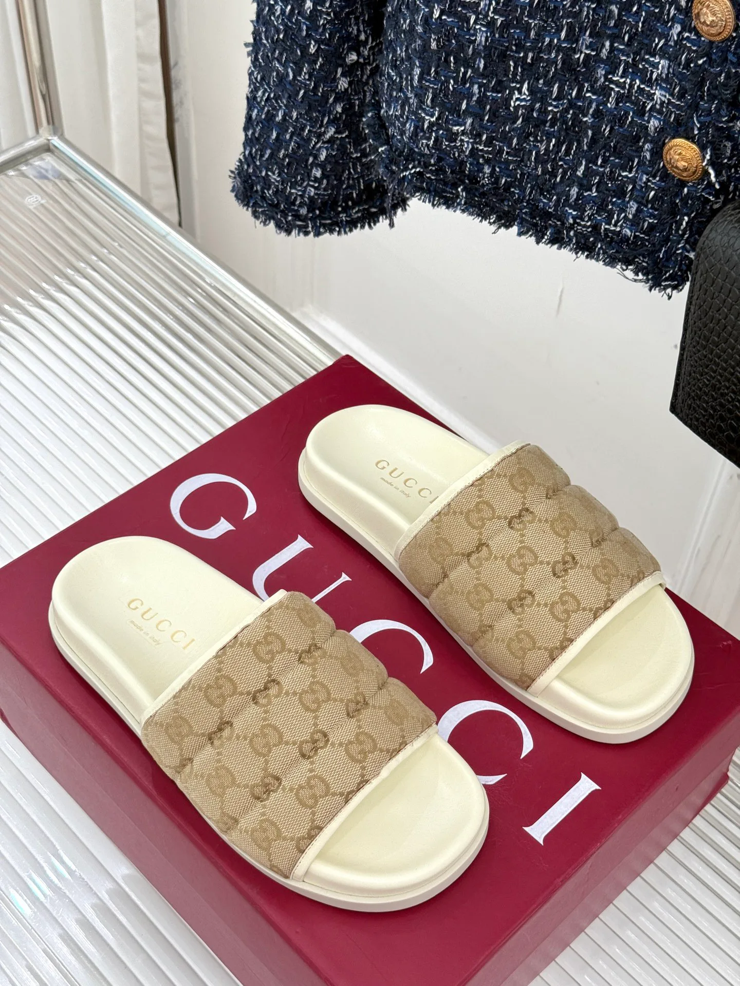 Шлепанцы Женские Gucci 46990