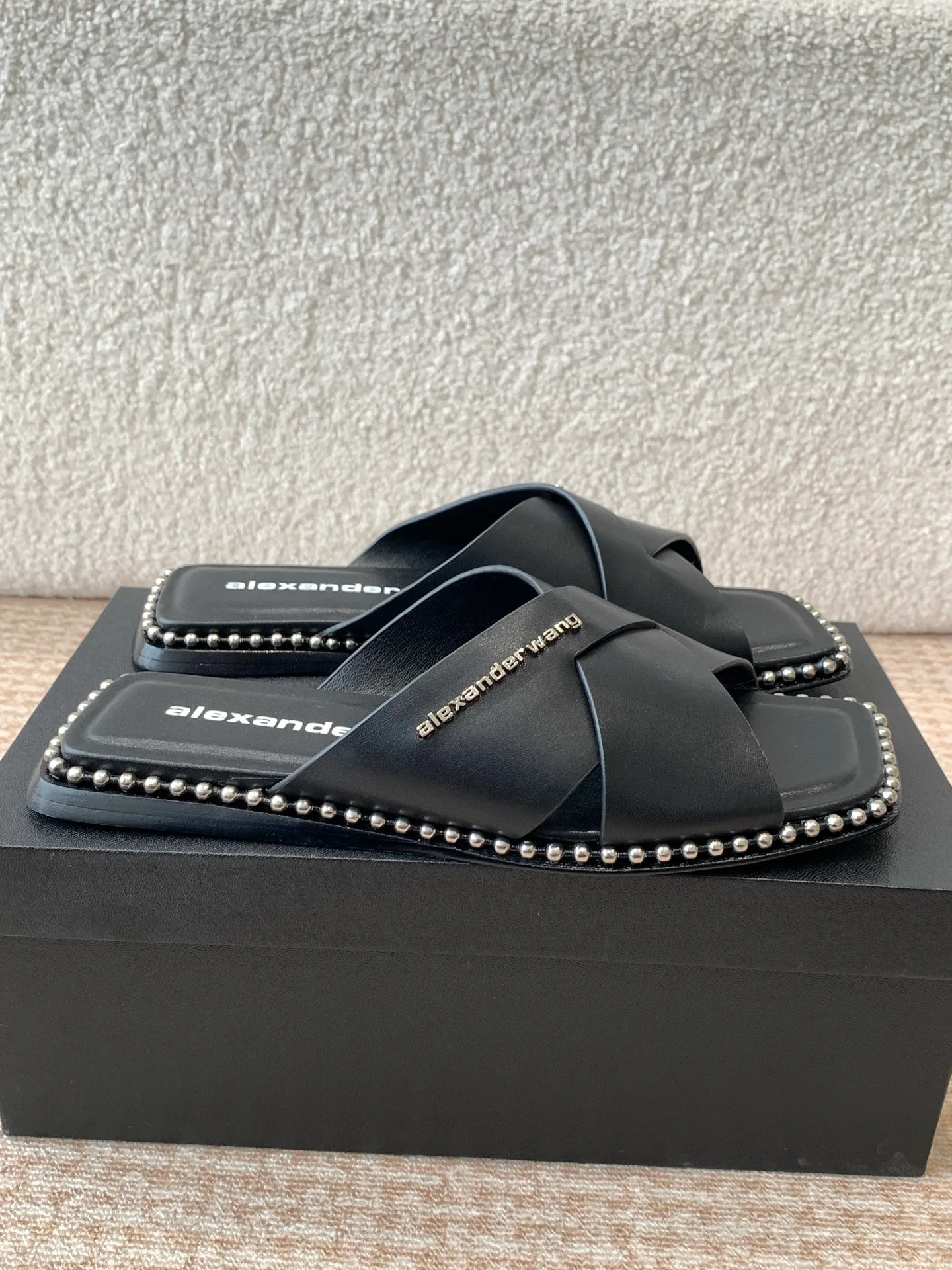 Шлепанцы Женские Alexander Wang 13751