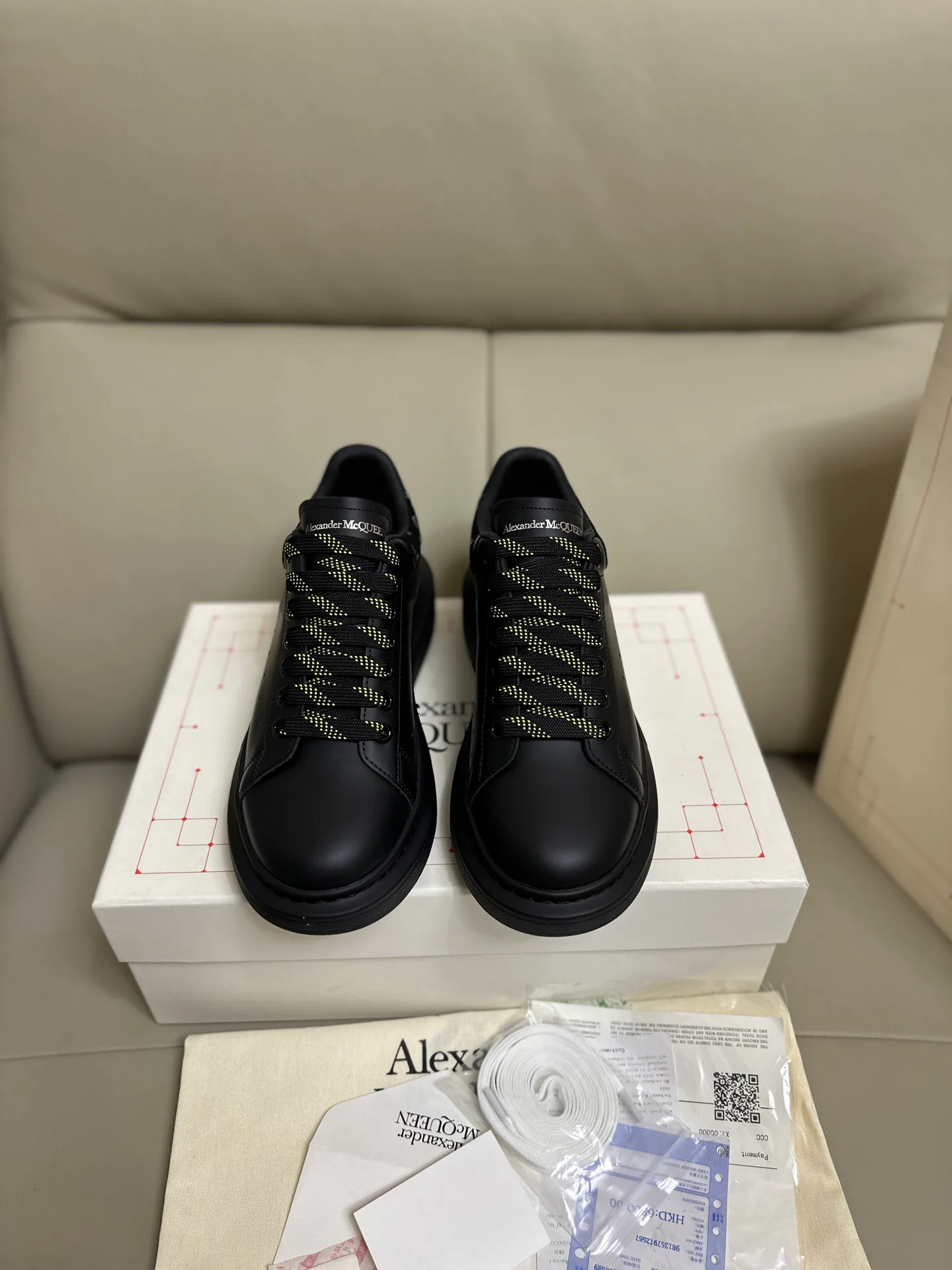Кроссовки Женские Alexander Mcqueen 18616712