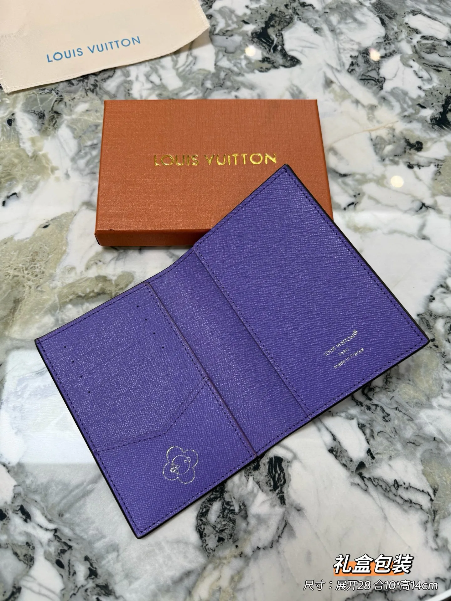 Визитницы Louis Vuitton 112951