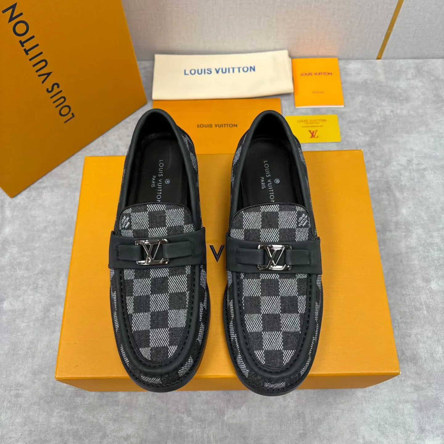 Лоферы И Туфли Мужские Louis Vuitton 18193953