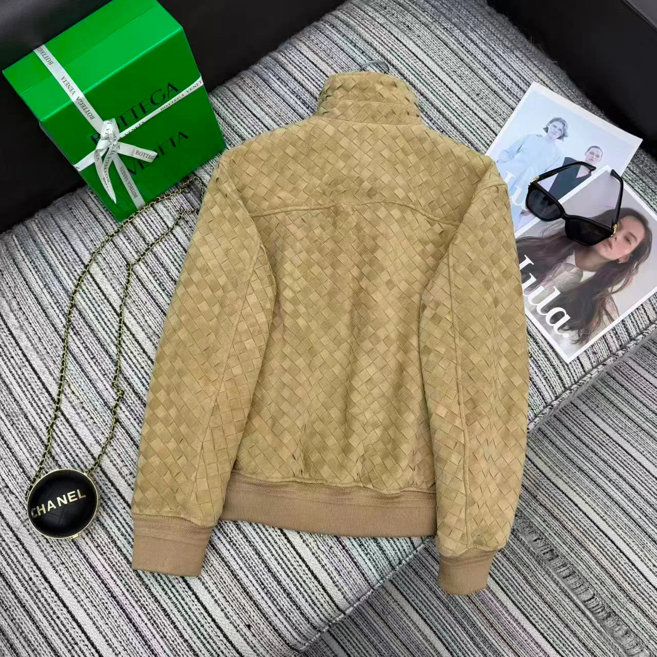 Кожаные Куртки И Дублёнки Мужские Bottega Veneta 10675625