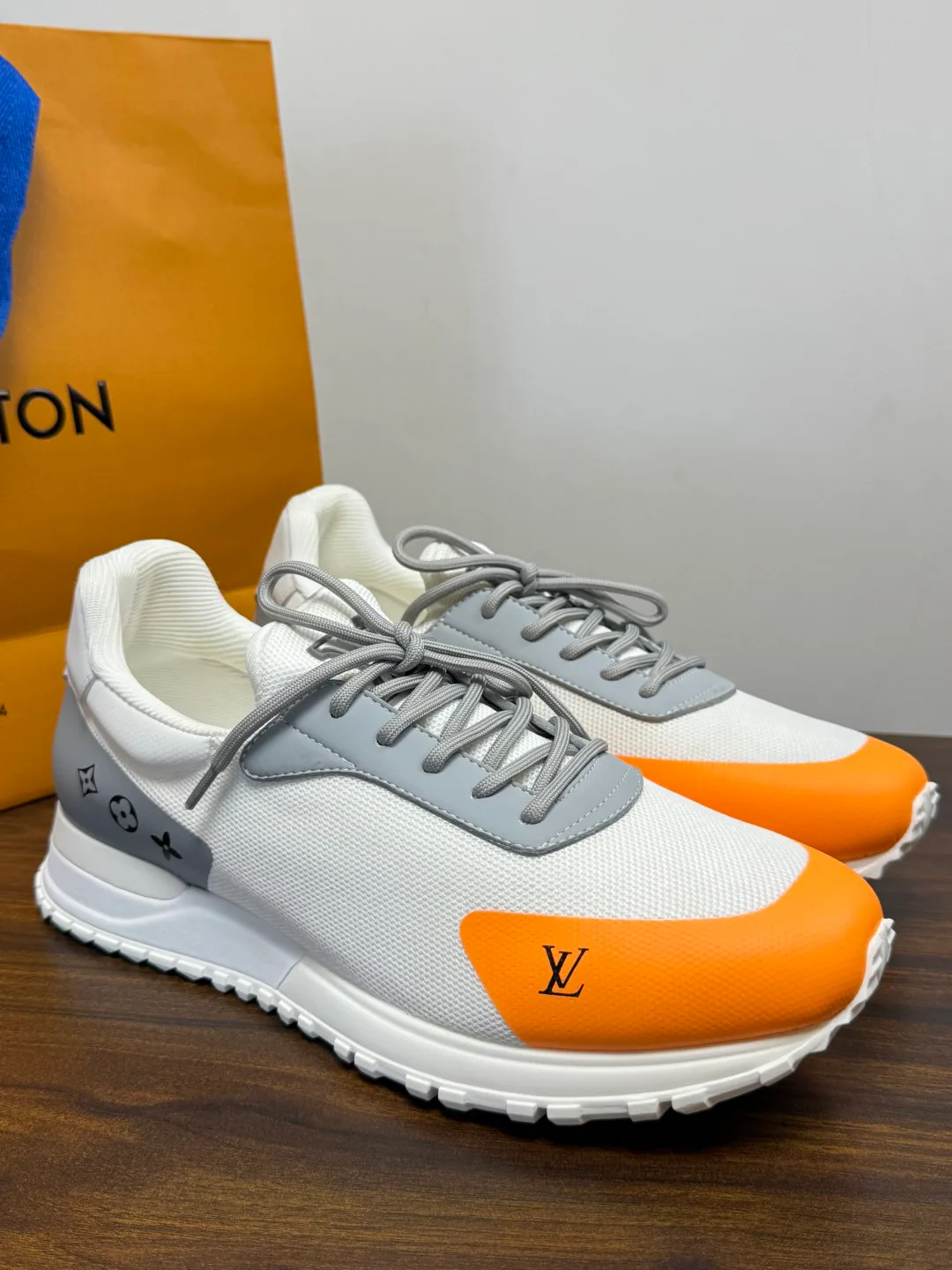 Кроссовки Мужские Louis Vuitton 19716393