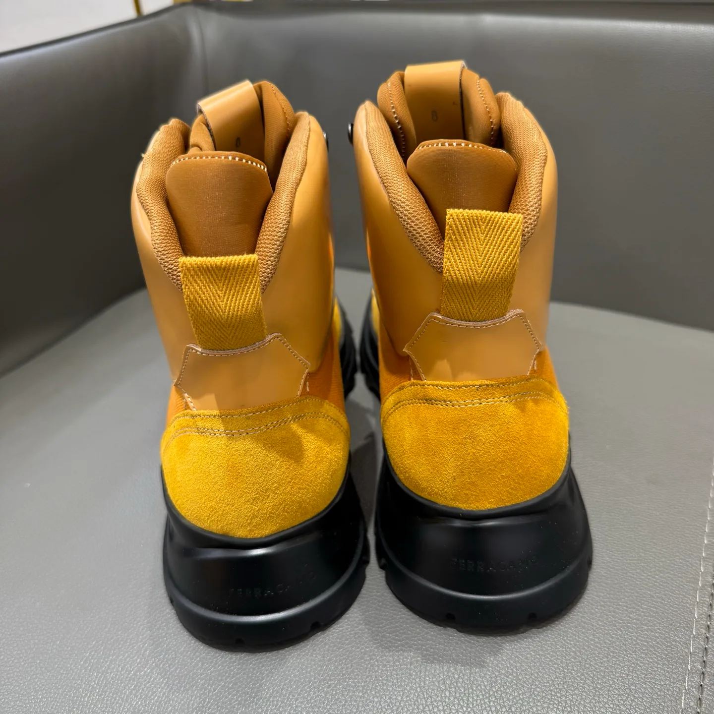 Ботинки Мужские Salvatore Ferragamo 840391