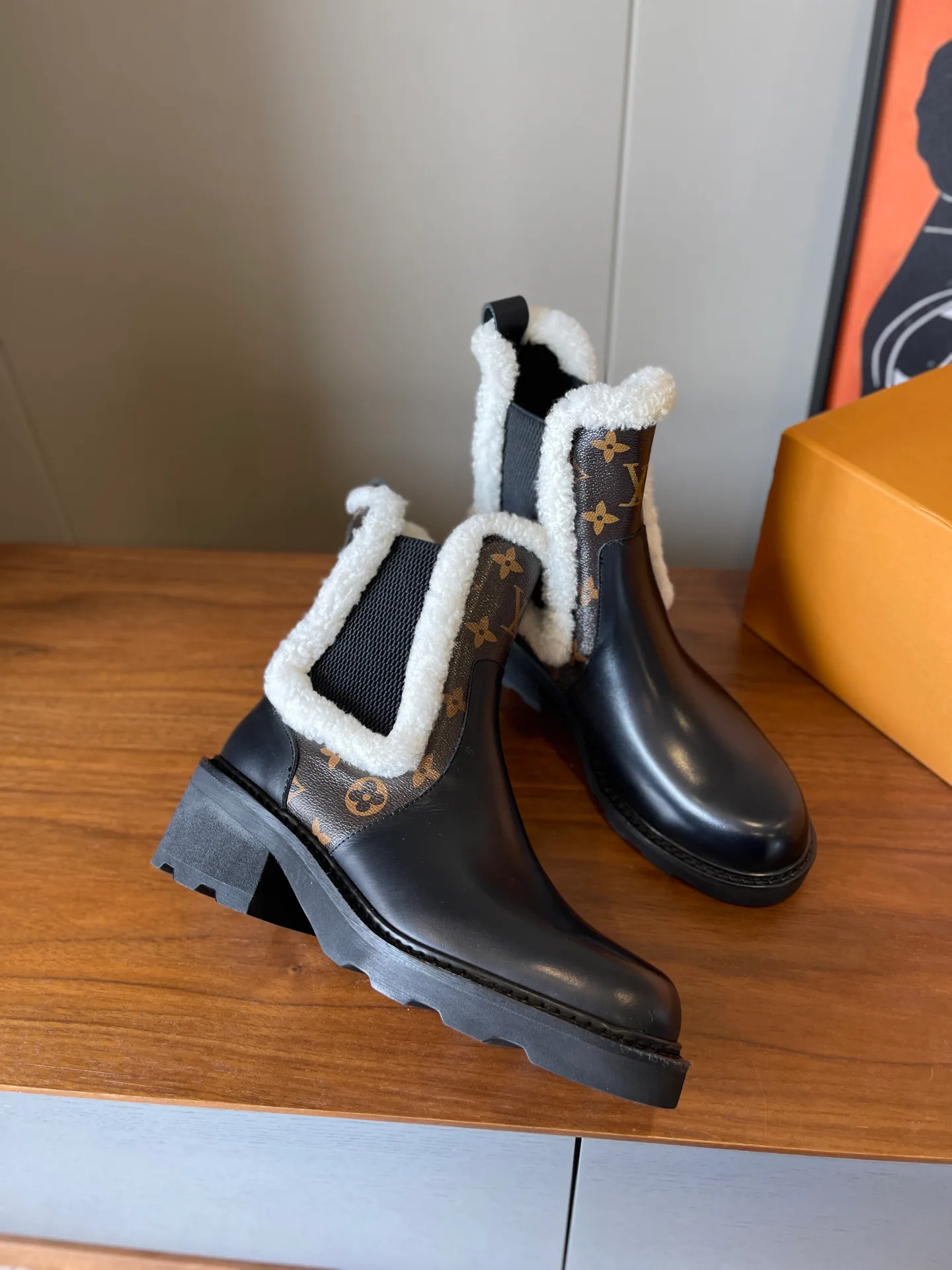 Ботинки Женские Louis Vuitton 349013