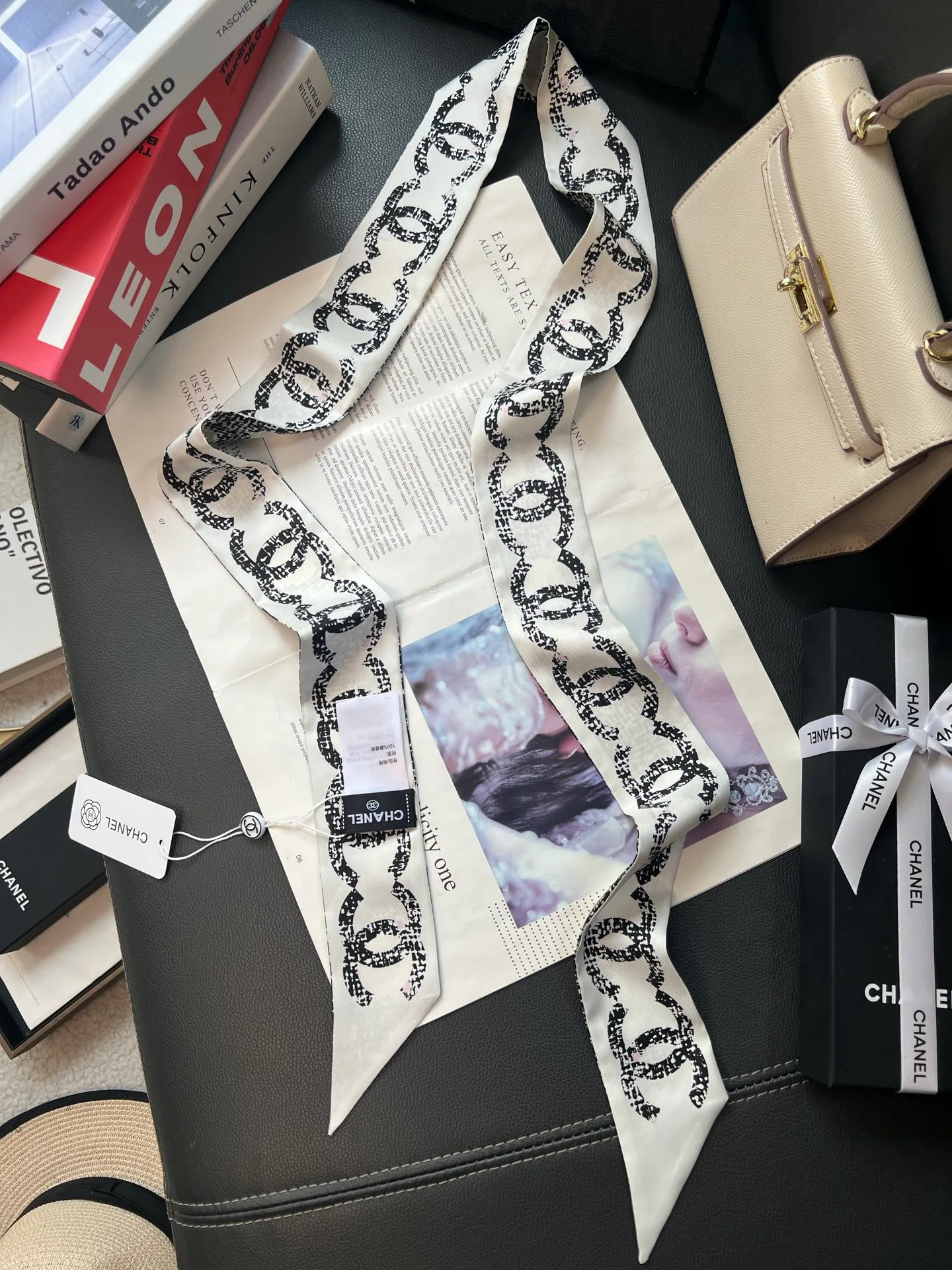 Платки Chanel 18675562